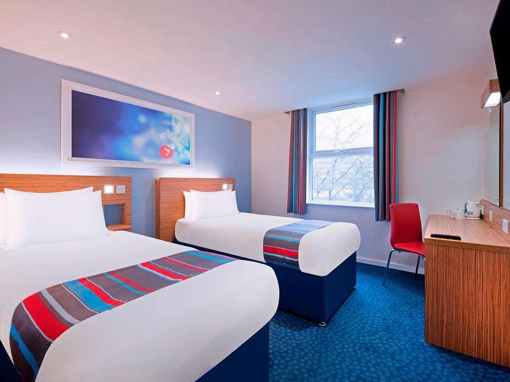 Travelodge Cameron Toll 3*
