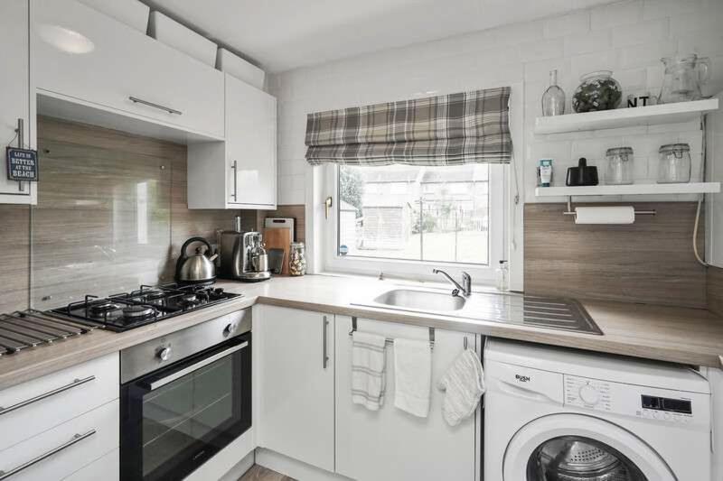 House With Garden And Parking 15 Min To Center Holiday home *