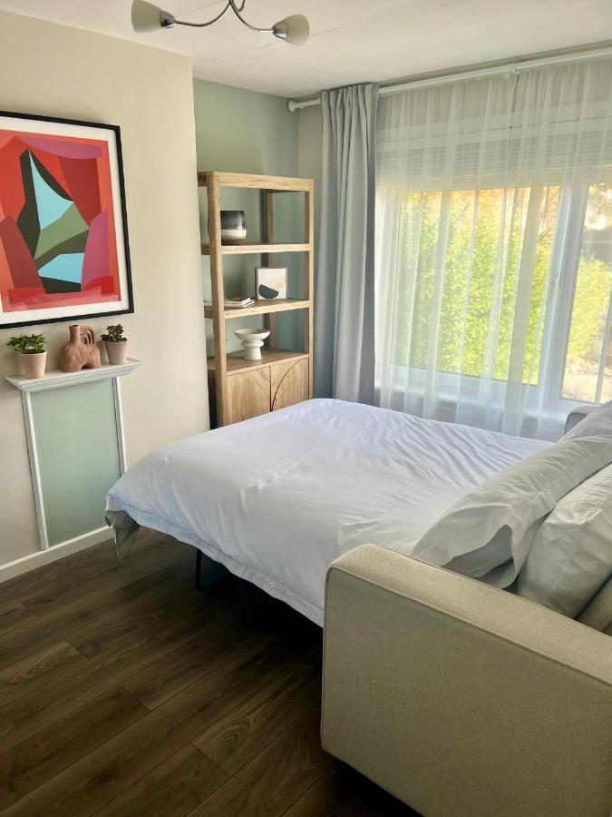 House With Garden And Parking 15 Min To Center Holiday home