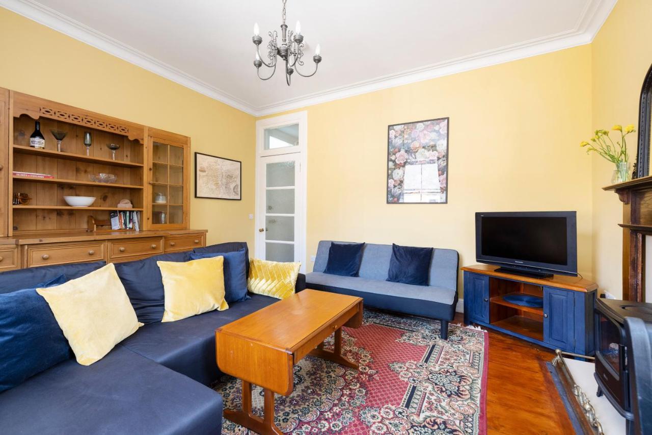 Apartment Holyrood Park Views EDI