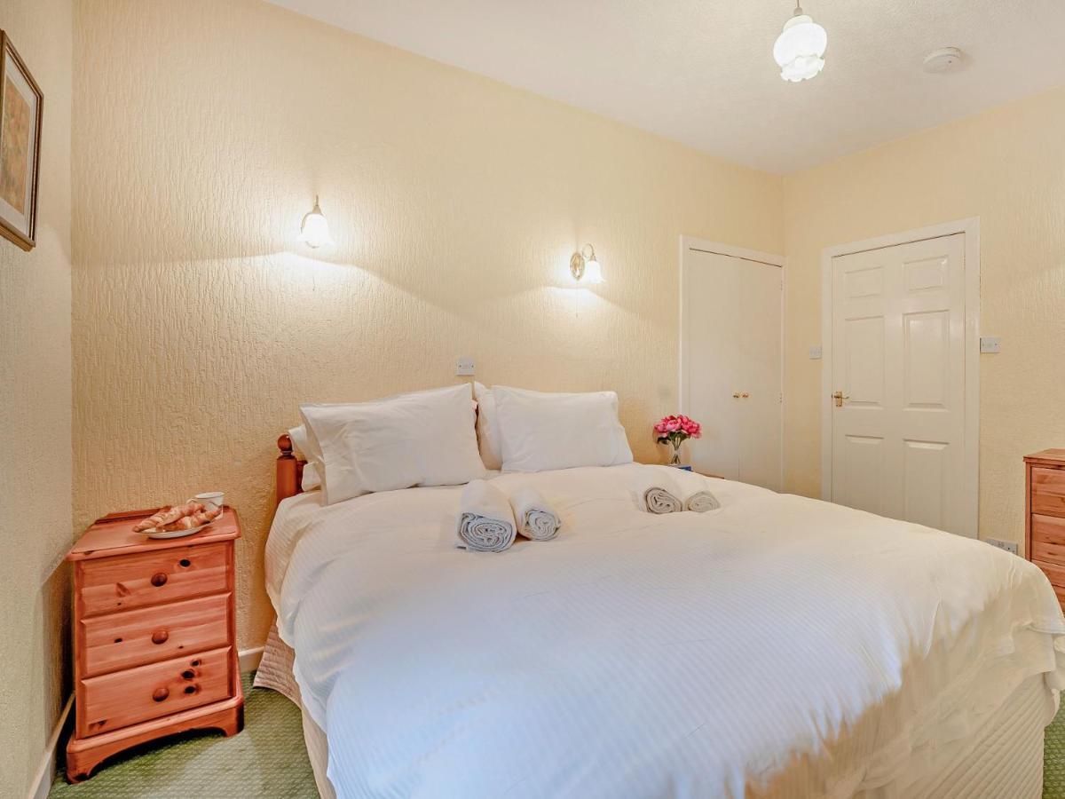 2 Bed In 53898 Holiday home *