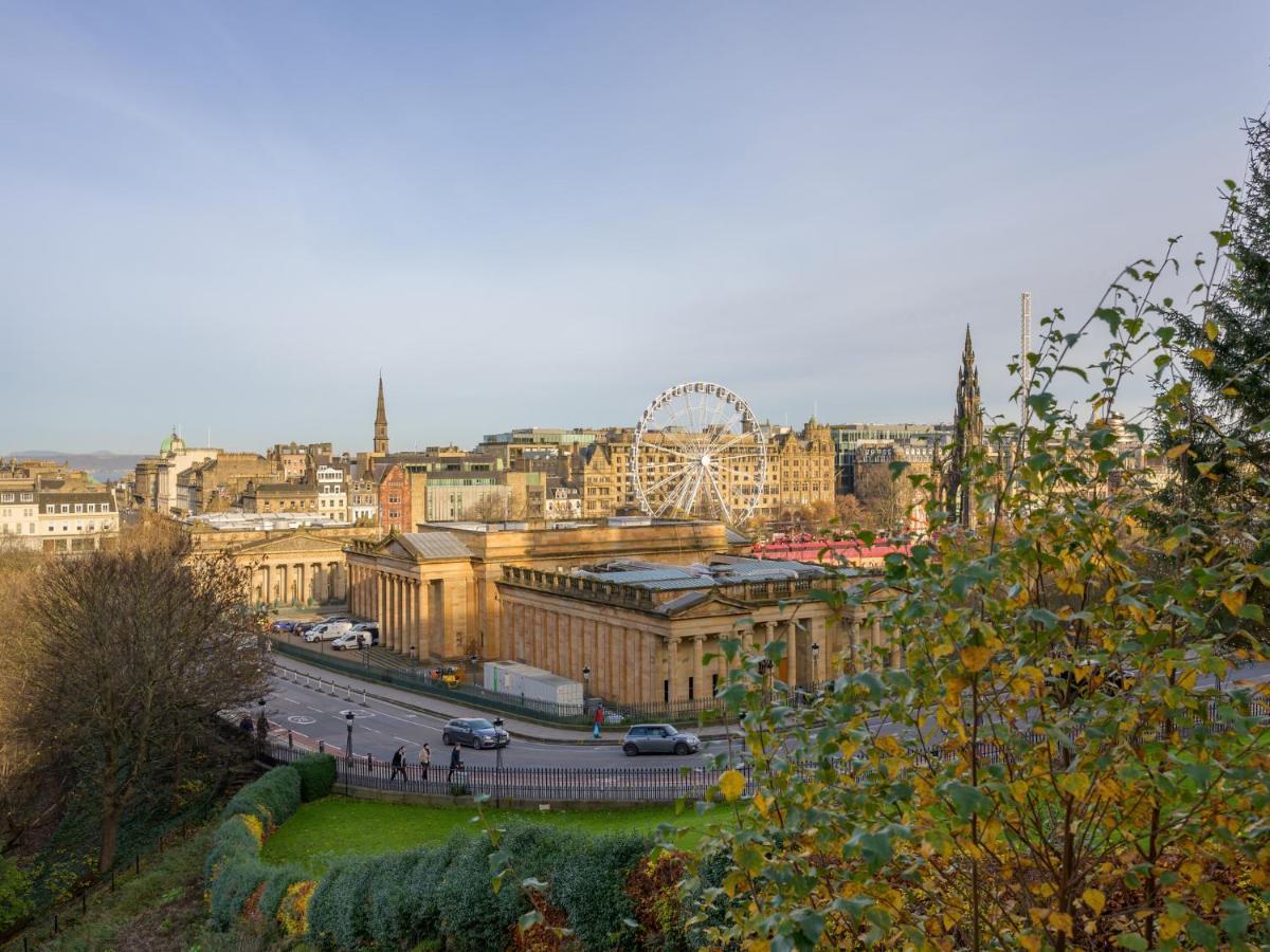 Apartment Pass The Keys Historic Ramsay Garden With Balcony Views EDI