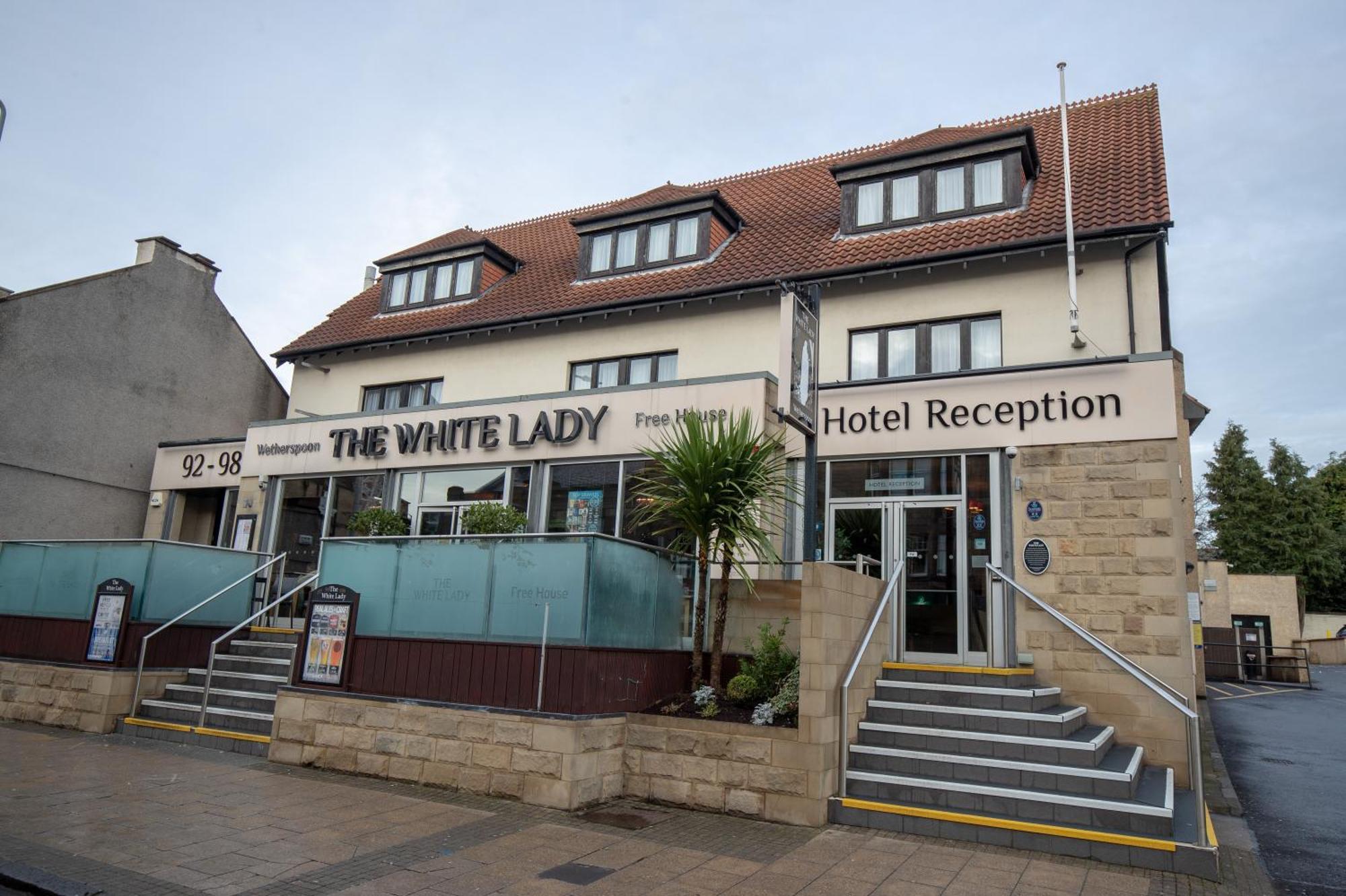 The White Lady Wetherspoon Hotel 3*