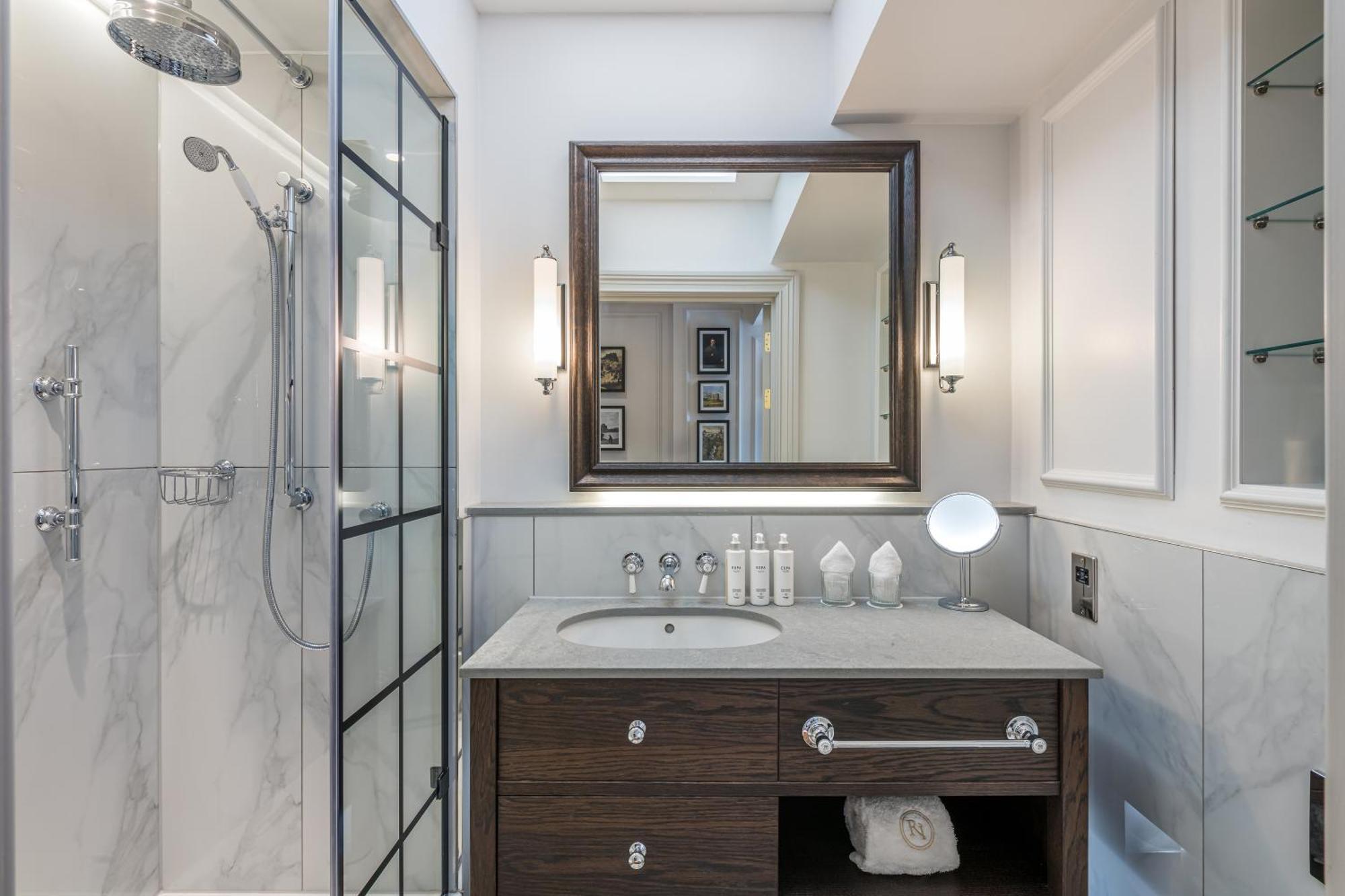 Righ Residences - George Street
