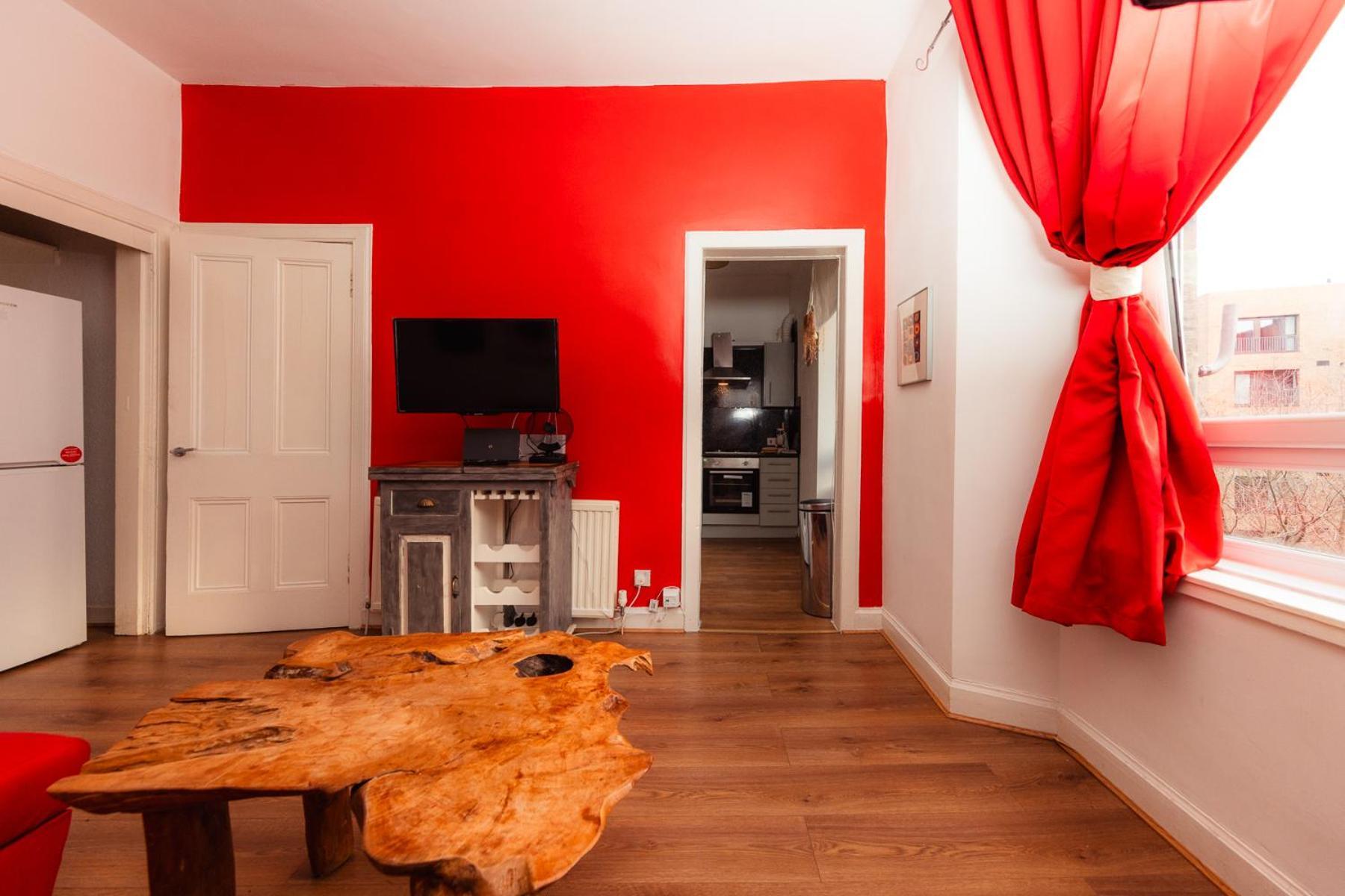 Desirable By The City Centre EDI