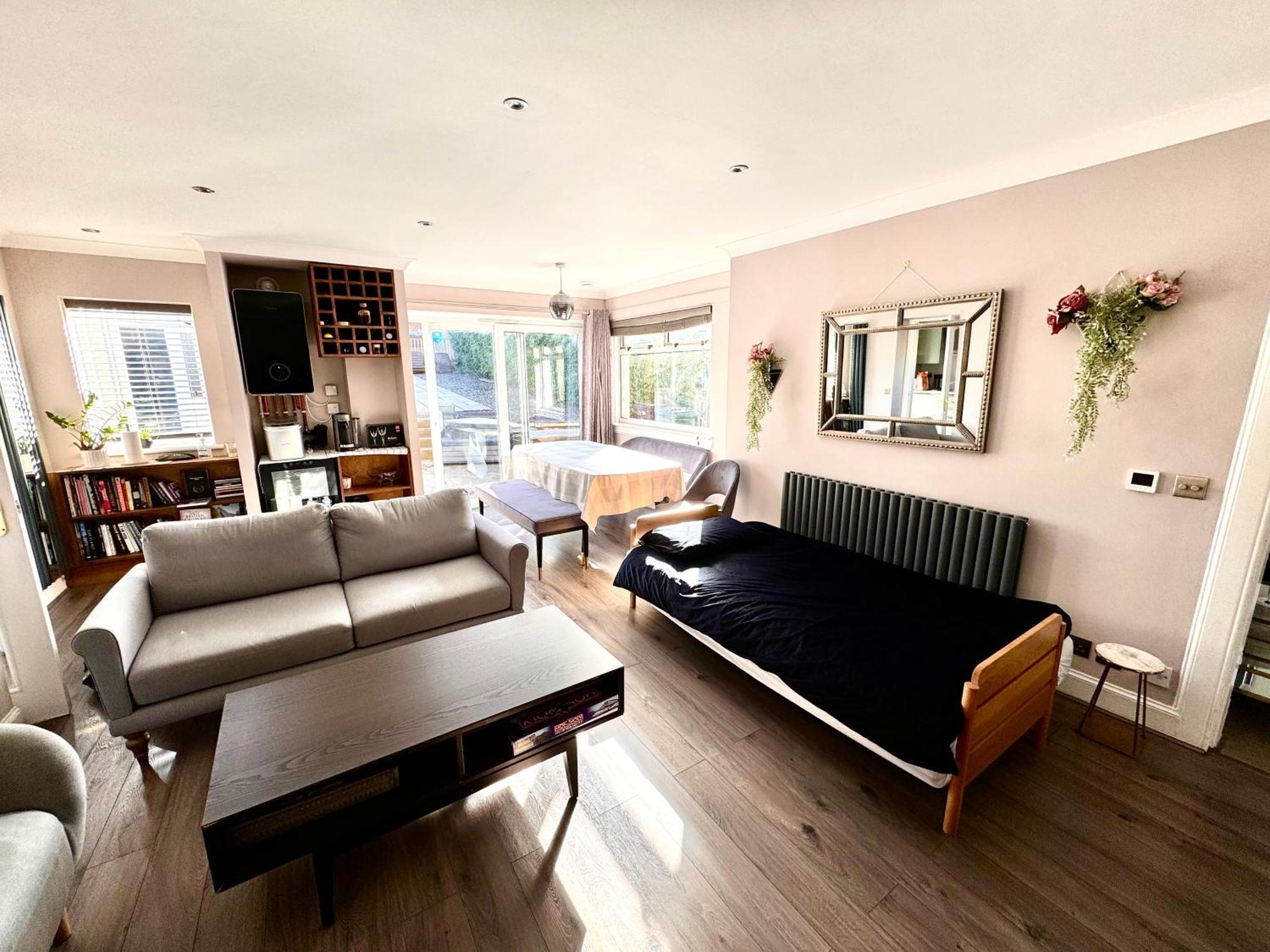 Immanuel House - Modern Luxury Victorian 1872 - Free Parking & Fast Fibre Optic Wifi Apartment