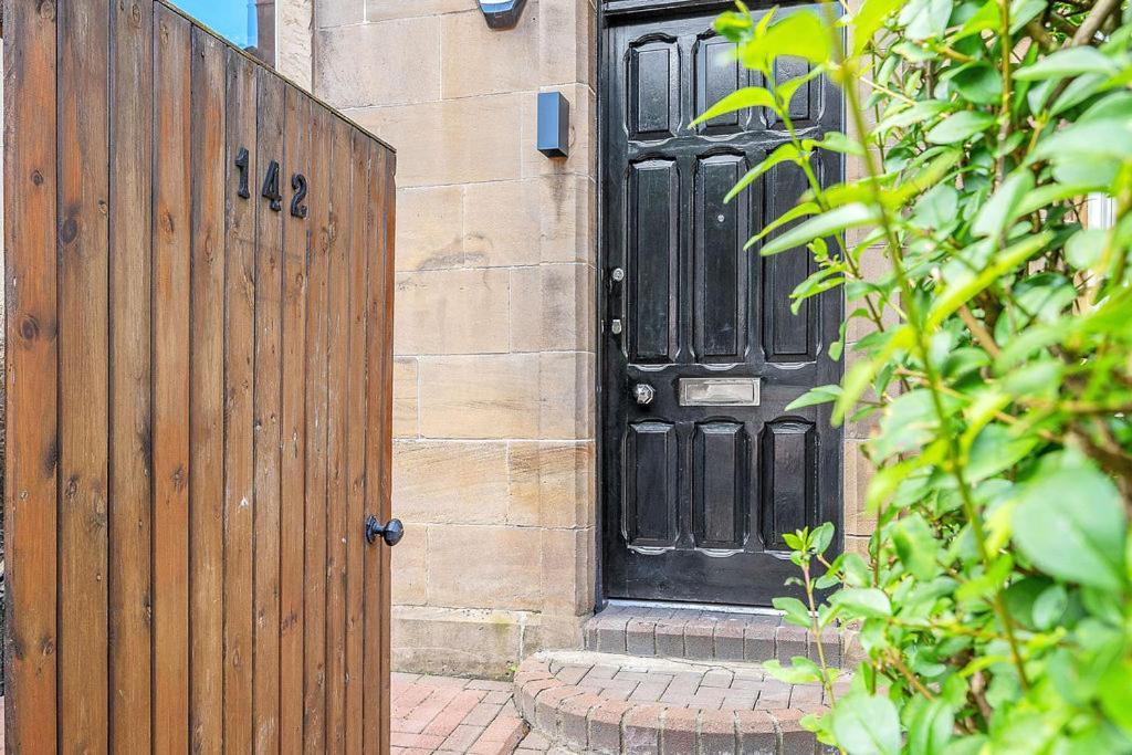 Stylish Elegance In City's Heart Edinburgh