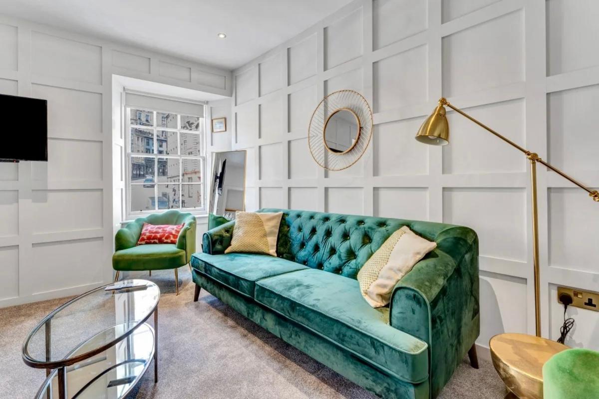 Boutique Castle View 3 Bedroom *