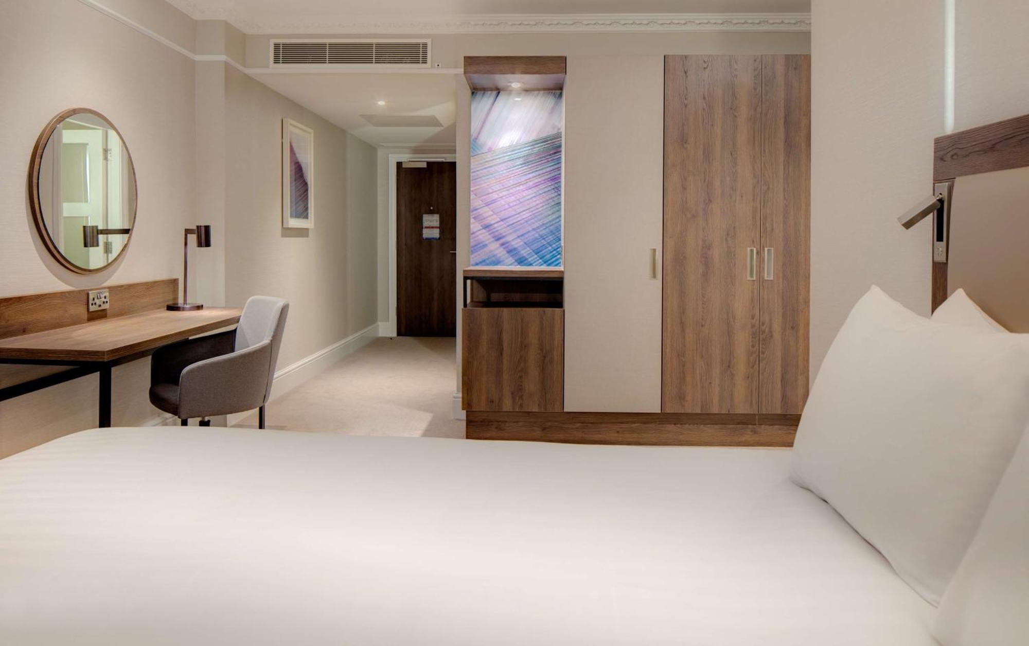 Hilton Carlton Hotel