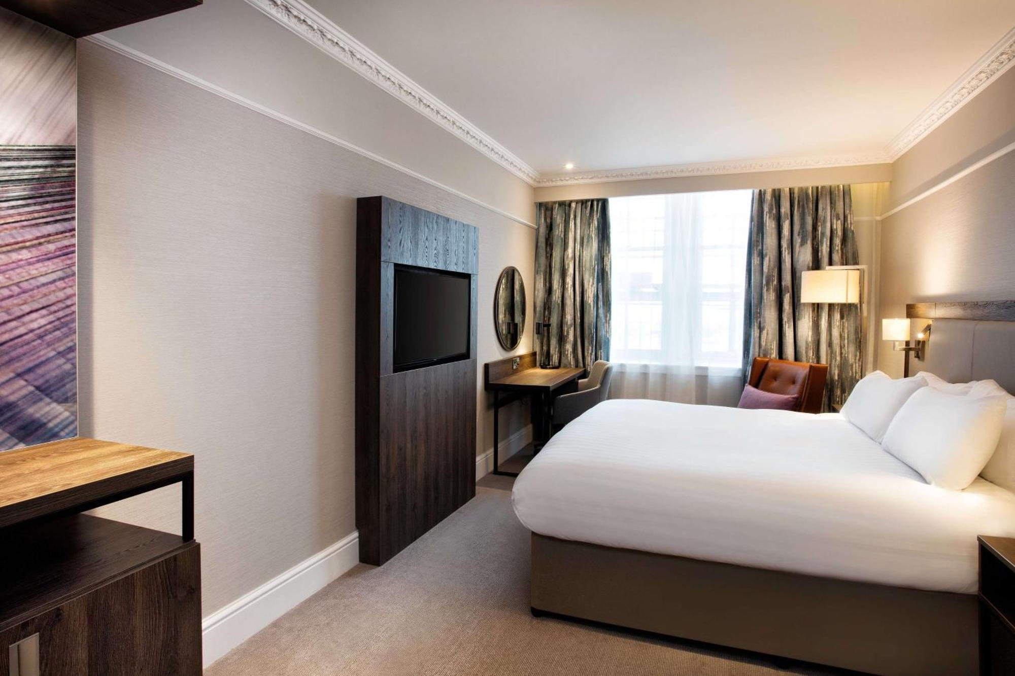 Hilton Carlton 4*