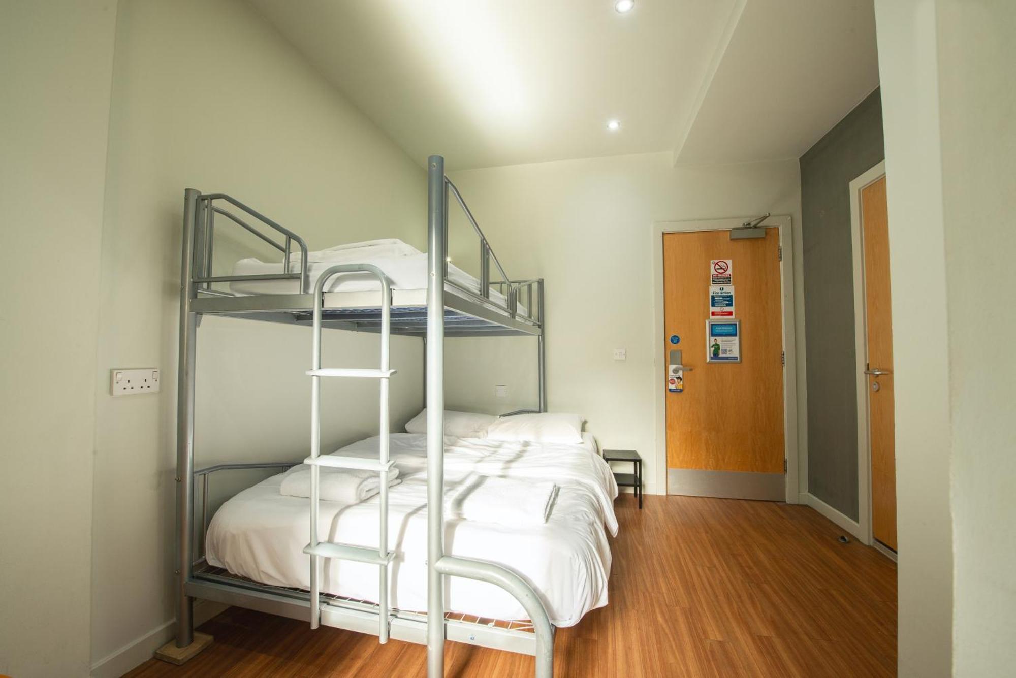 A&o Hostel *