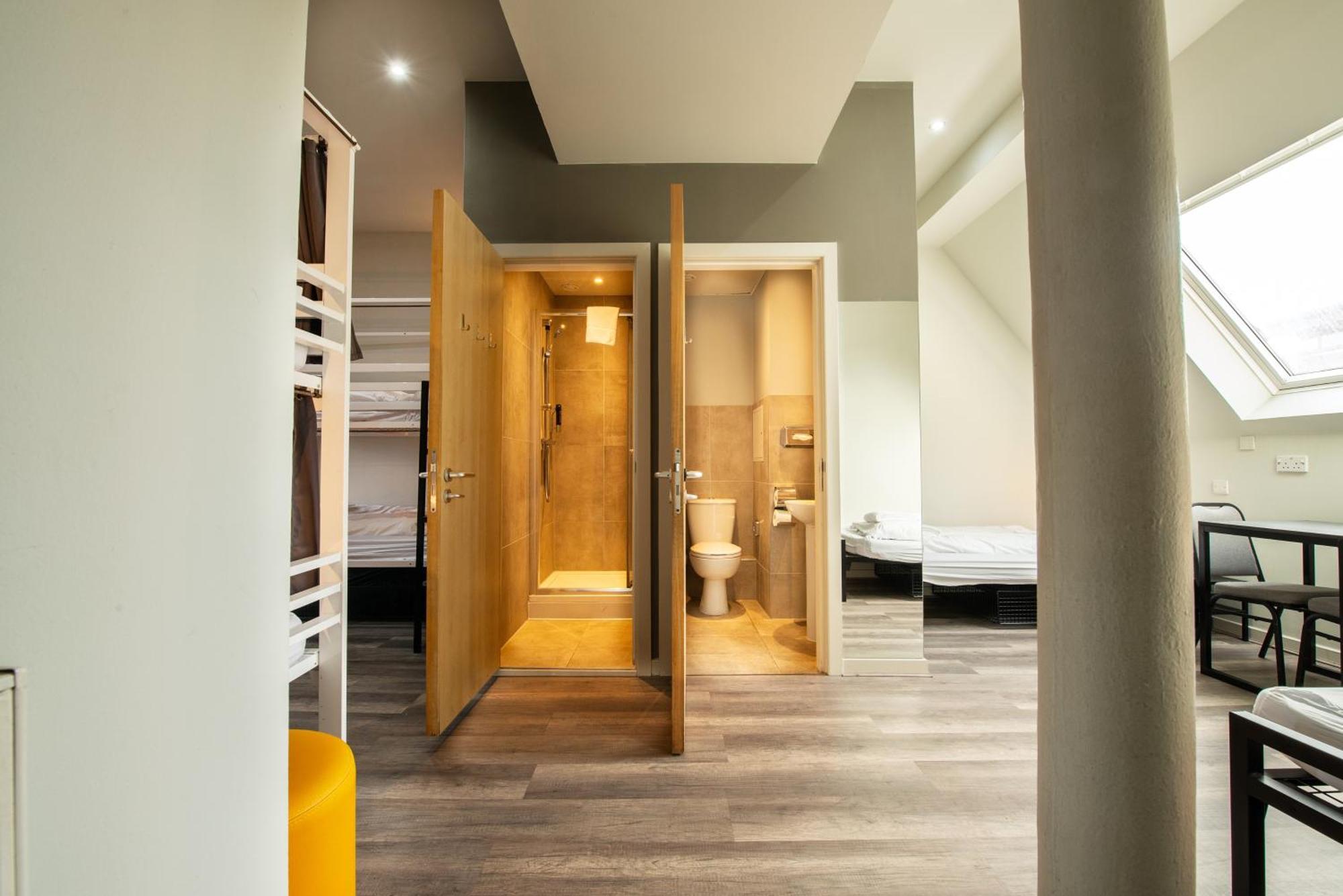 A&o Hostel *
