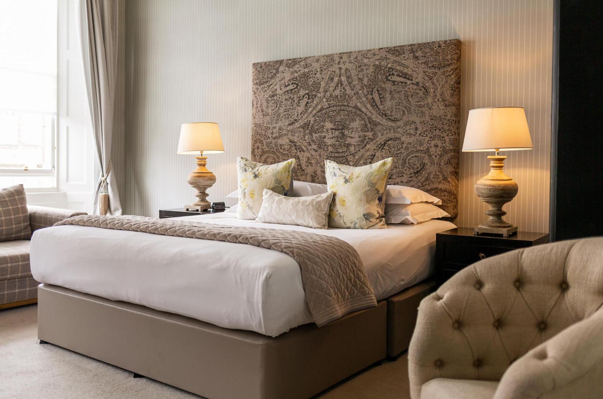 Nira Caledonia Hotel