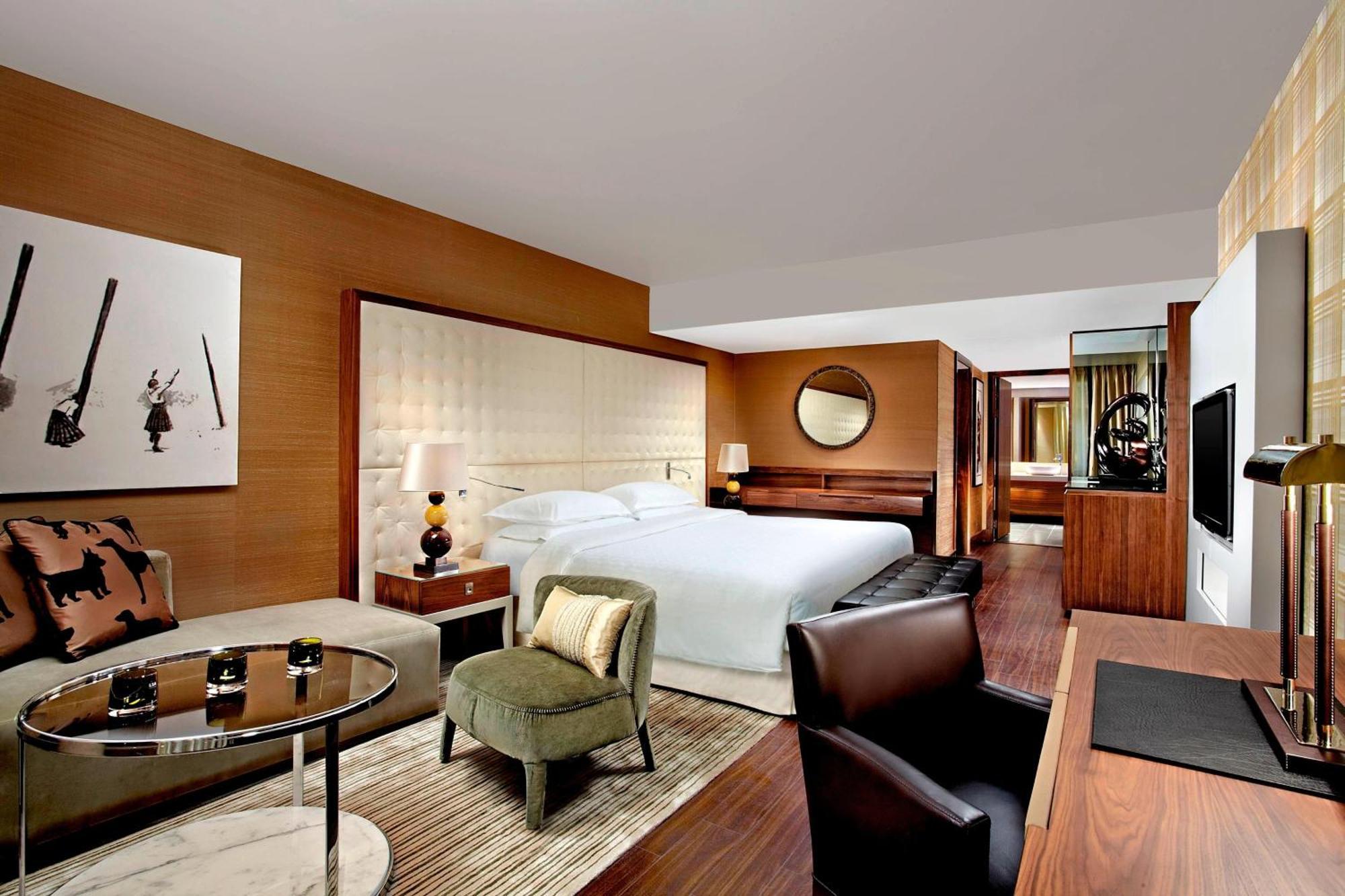 Sheraton Grand & 5* Edinburgh