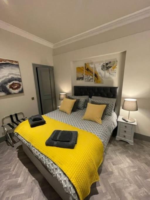 Apartment Complete Centre Comfort EDI