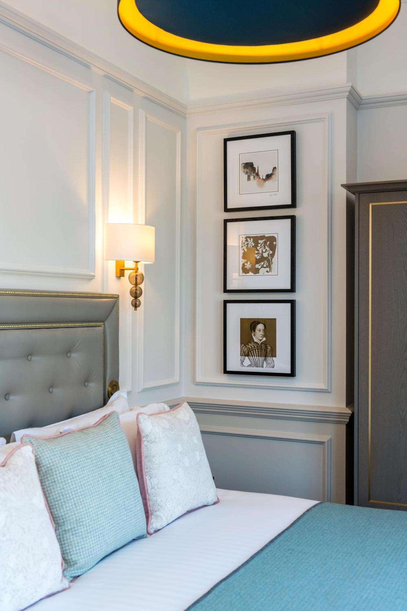 Righ Residences - George Street Aparthotel Edinburgh