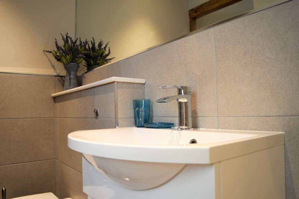 Wardie Garden Apartment *
