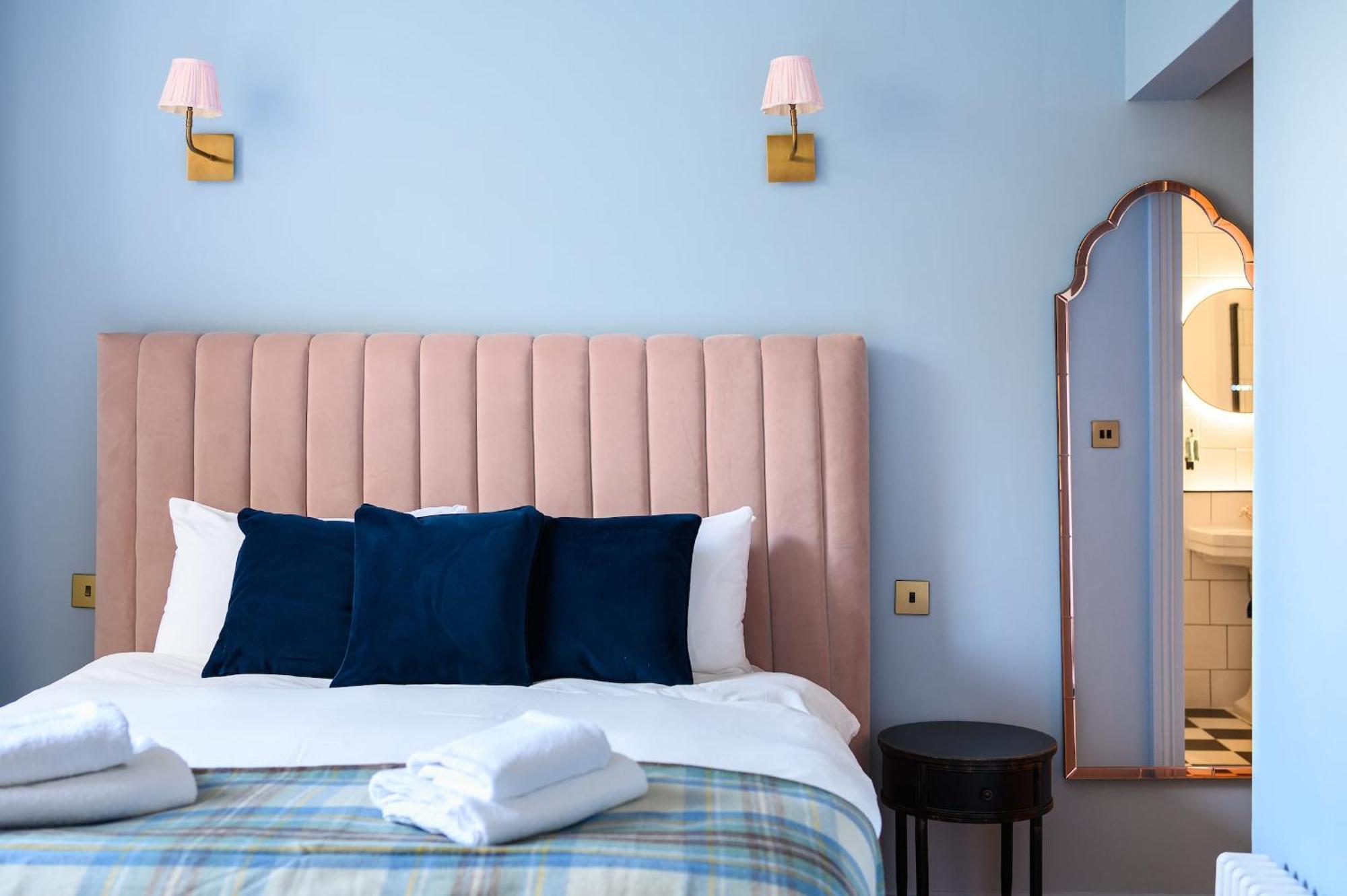 Queen Charlotte Guest house