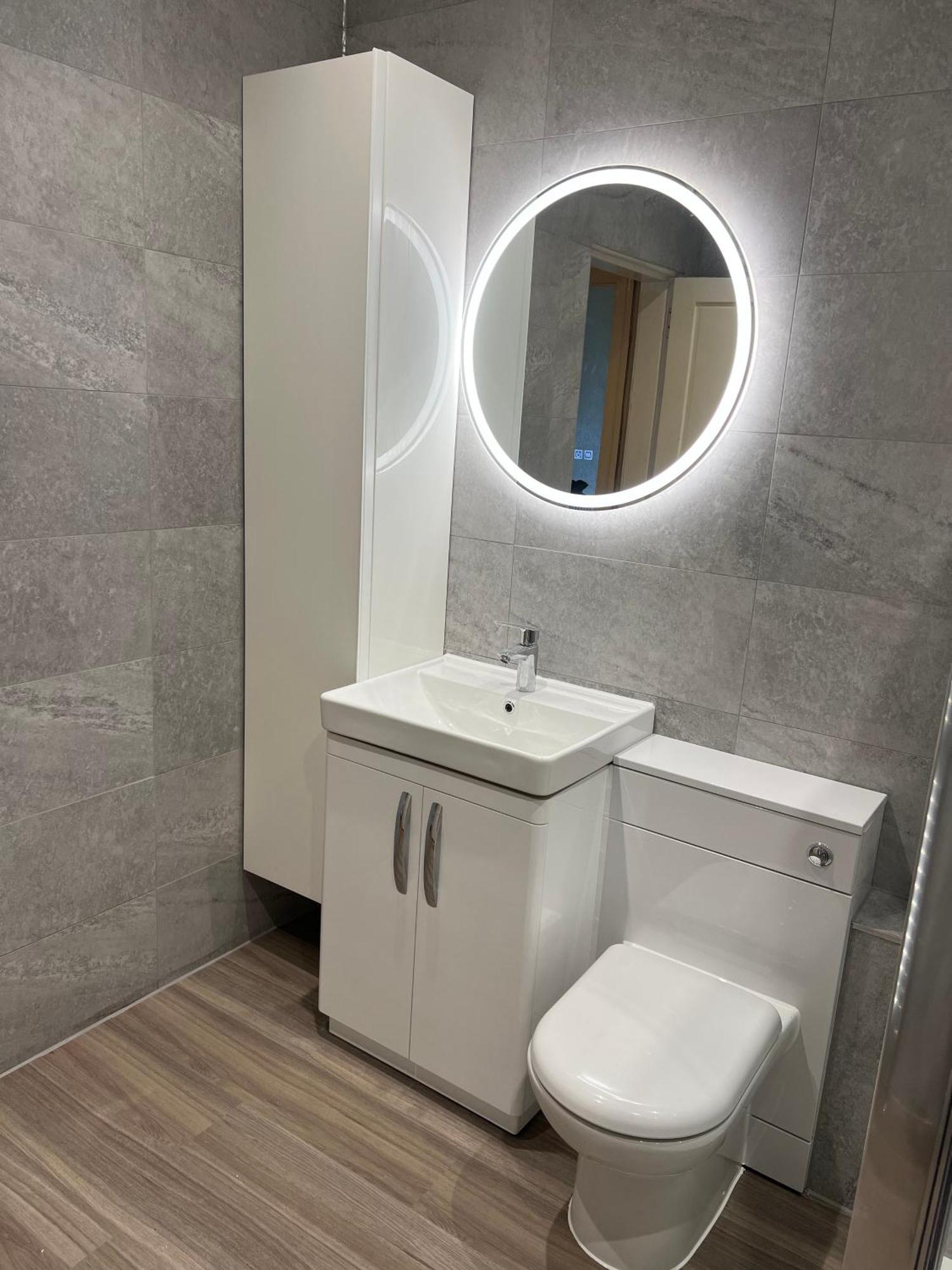 Apartment Beautiful 2 Bed 2 Bath Flat Overlooking Meadows Park *