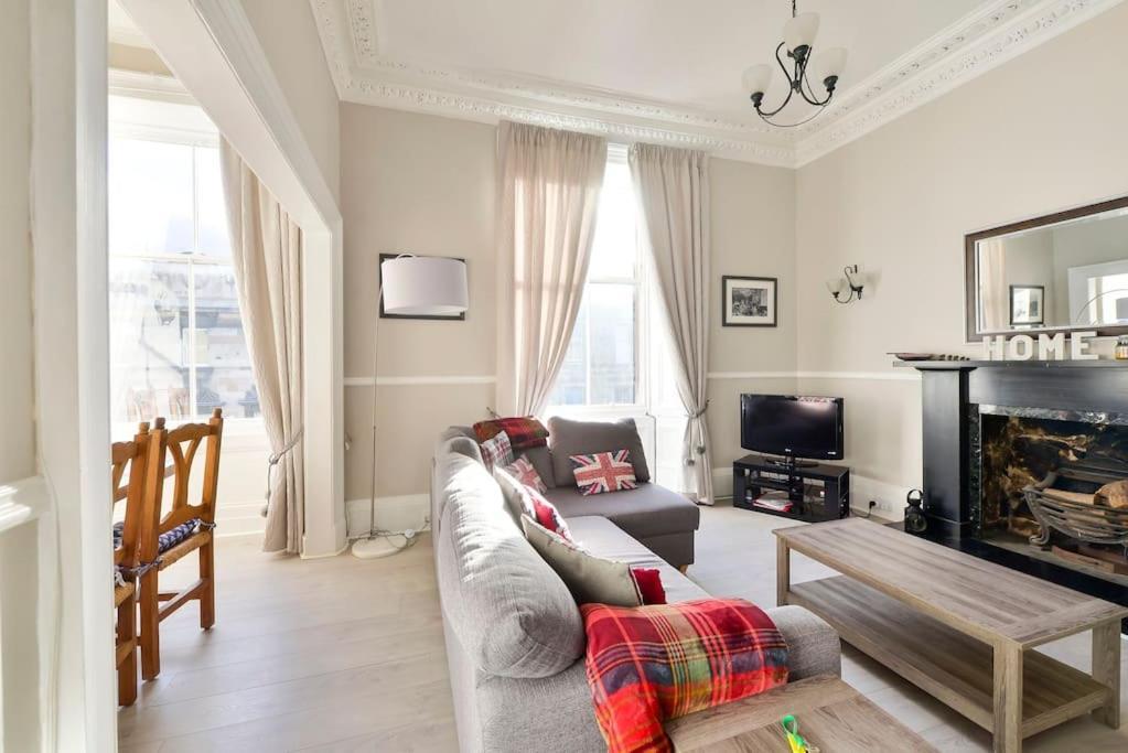 George Iv Bridge - Superbly Located 3 Bedroom! Apartment EDI