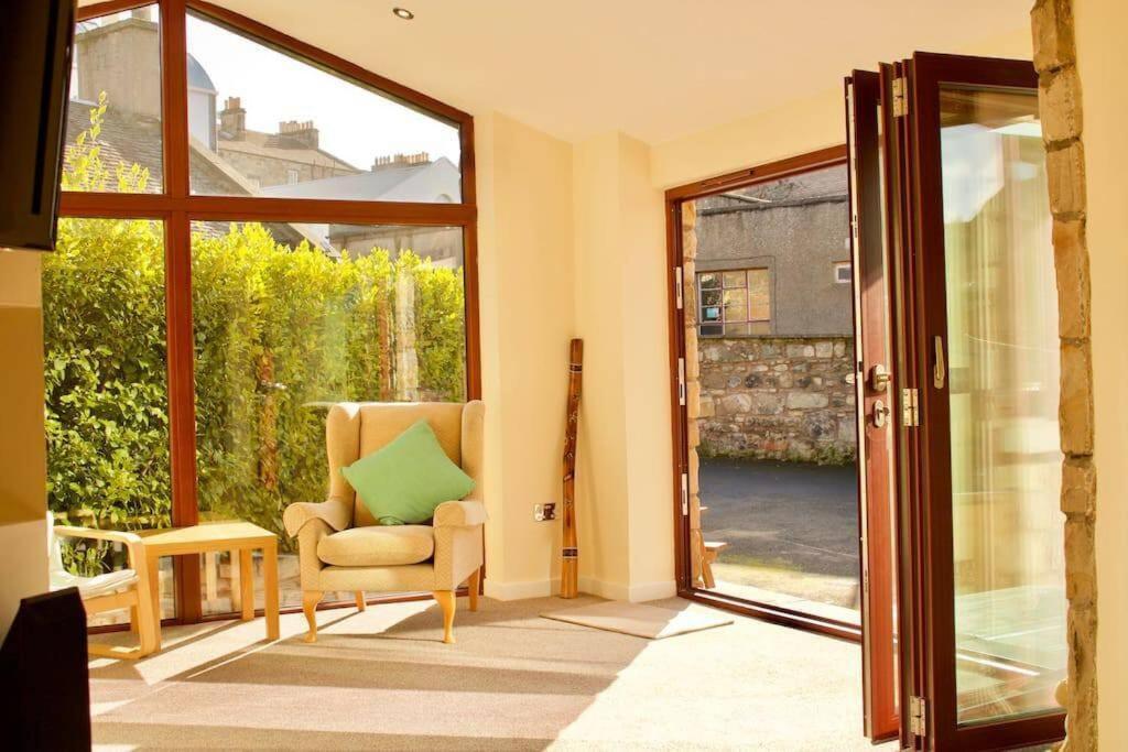Arthur St - Spacious 3br House W Parking In Leith Apartment Edinburgh