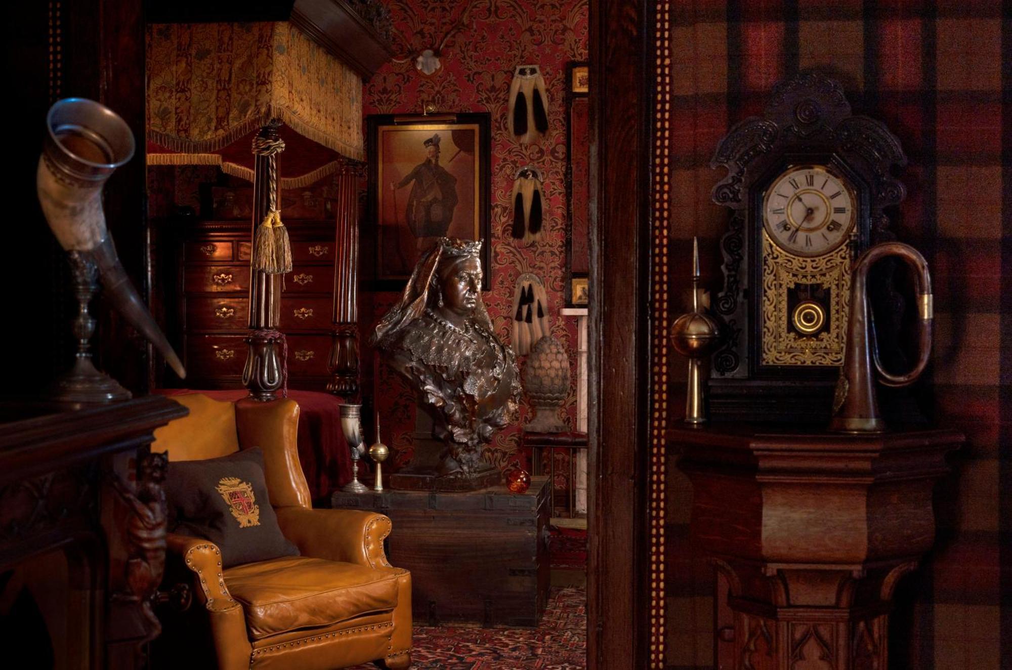 The Witchery By The Castle Hotel