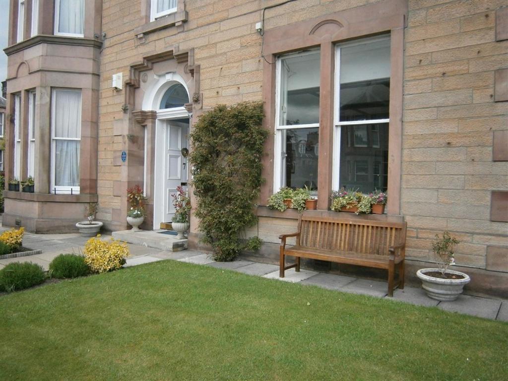 Dorstan House Guest house 3*