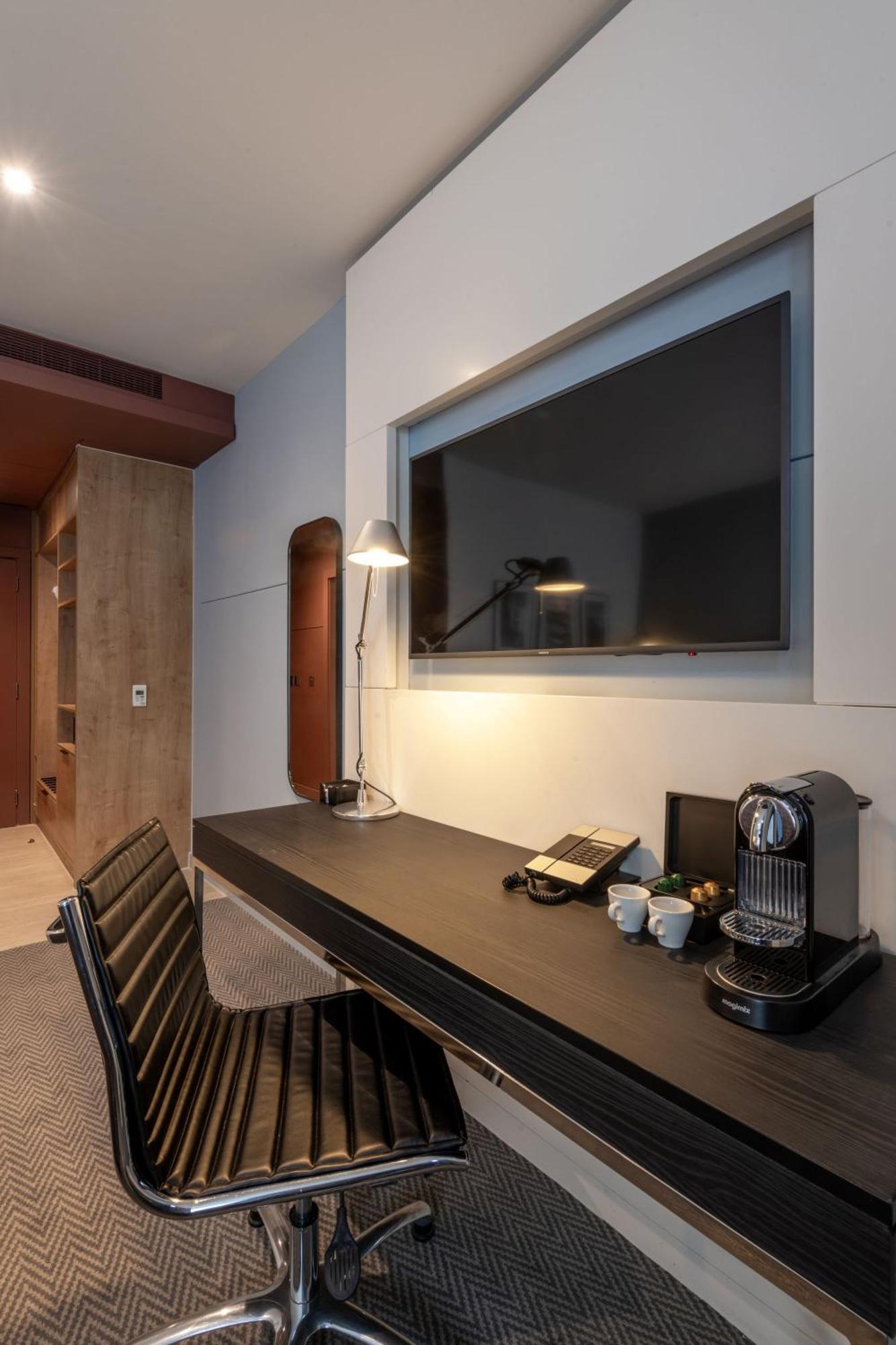 Apex Of Hotel