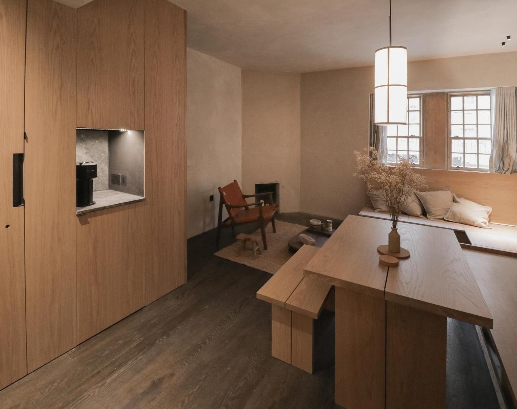 Loggia Apartment