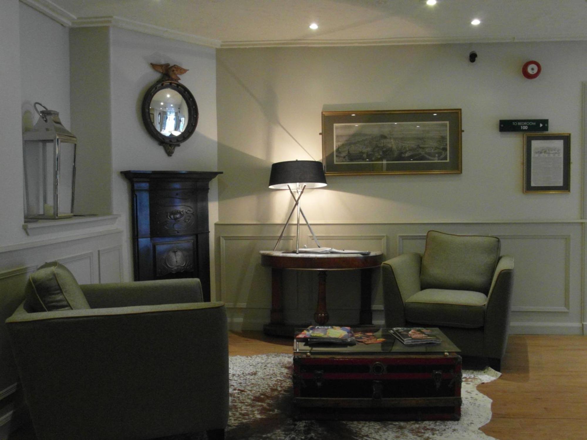 Hotel Brooks 3*