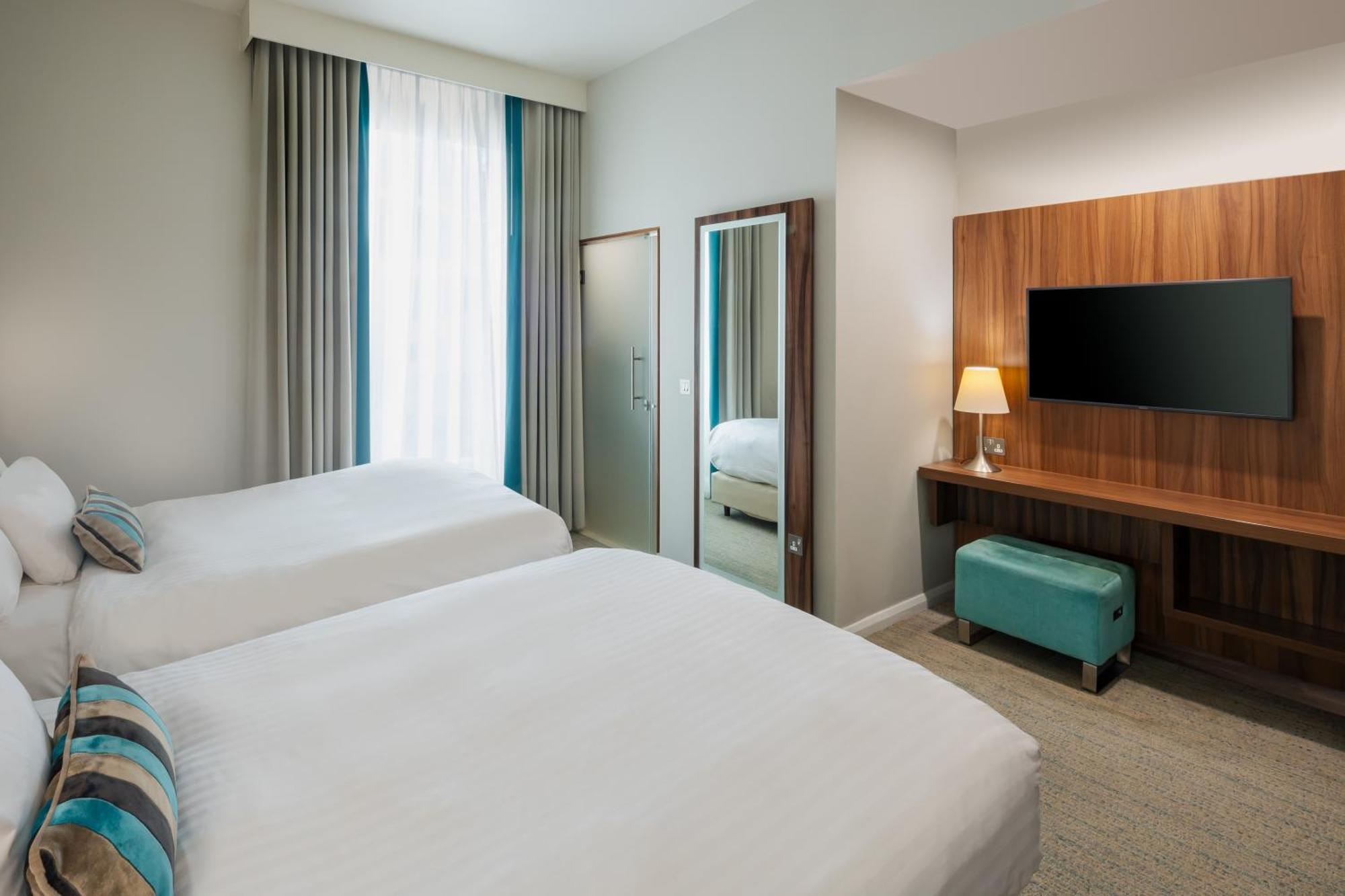 Courtyard By Marriott Hotel 4*