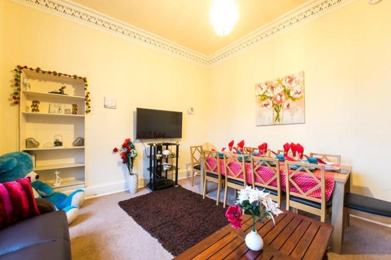 Morrison Apartment *