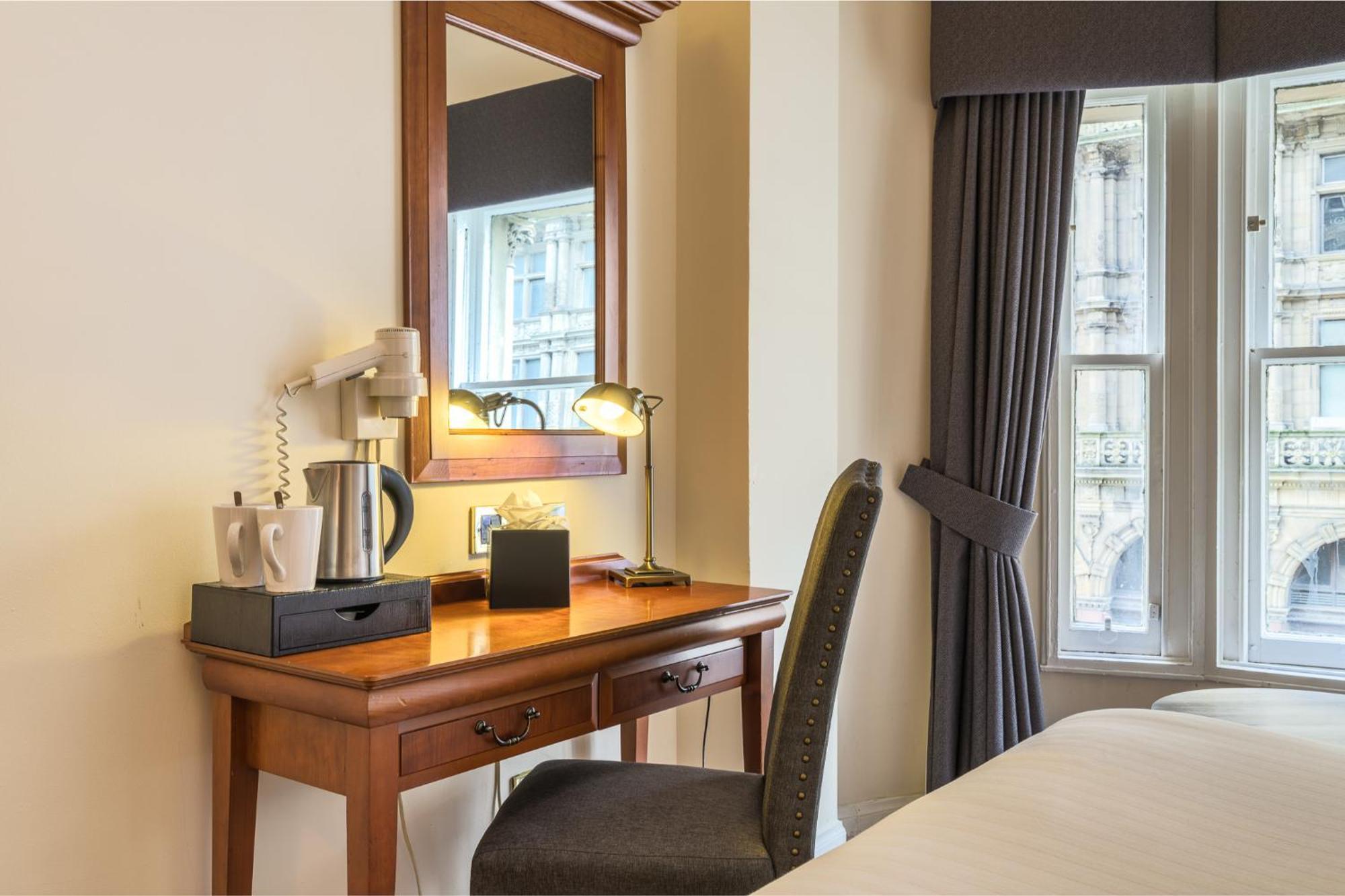 Old Waverley 3* Edinburgh