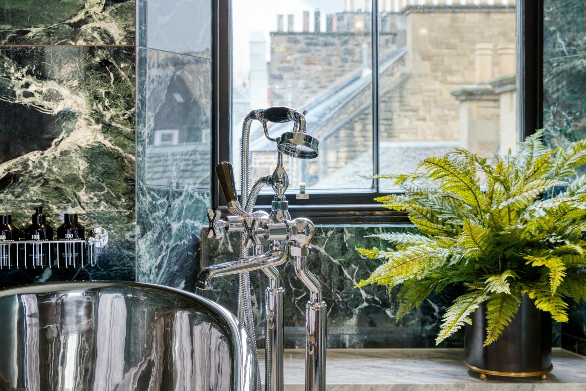 Hotel 100 Princes Street EDI