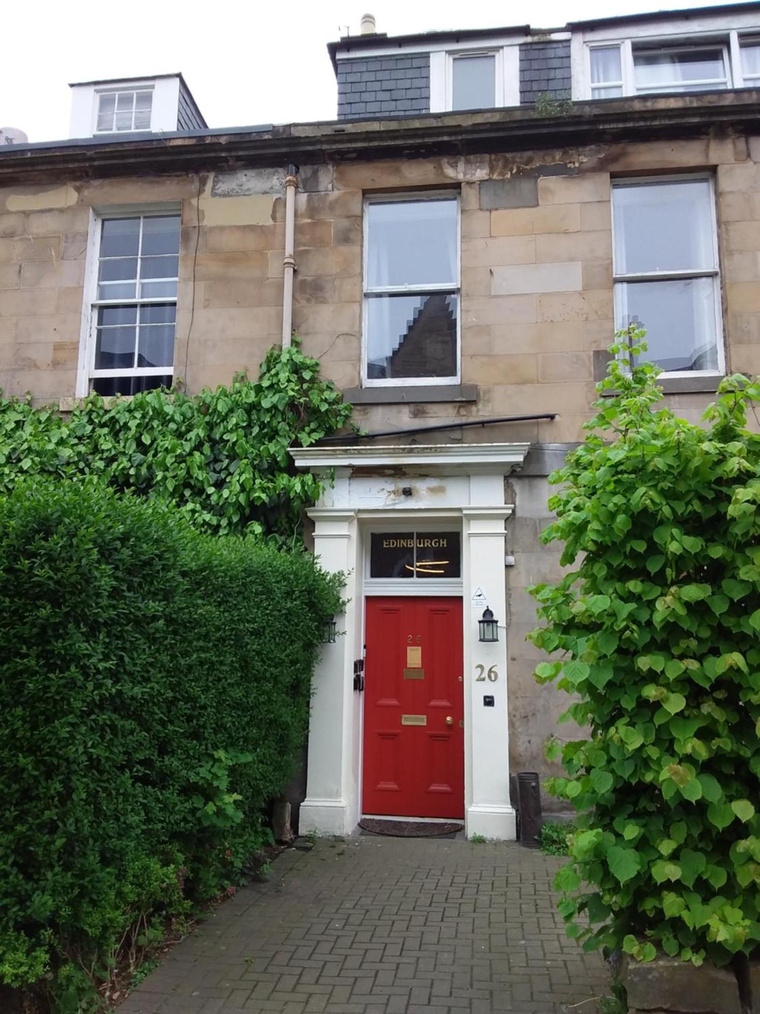 Guest house Ivy- Braveheart Edinburgh