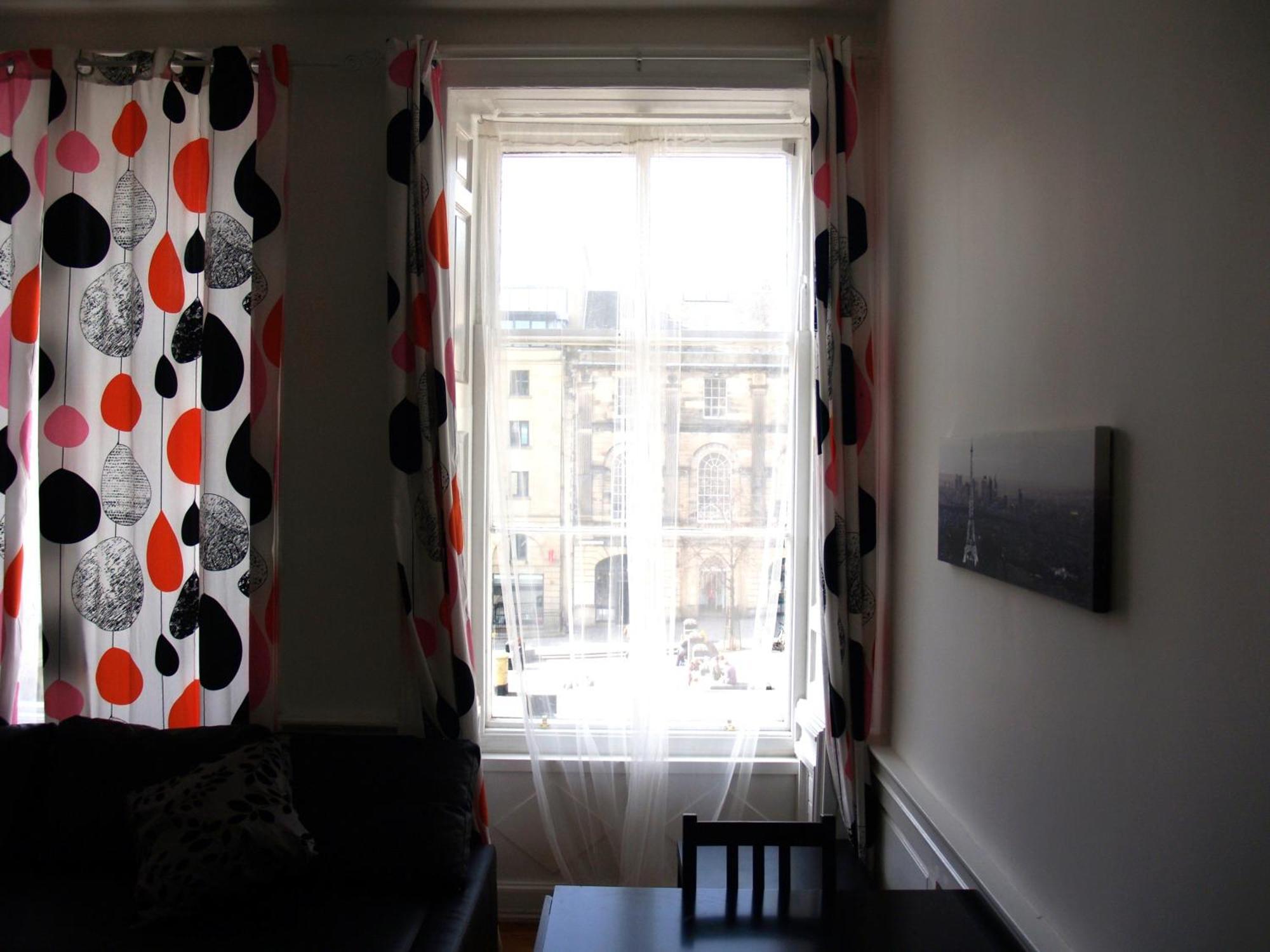 Apartment Niddry Street Edinburgh
