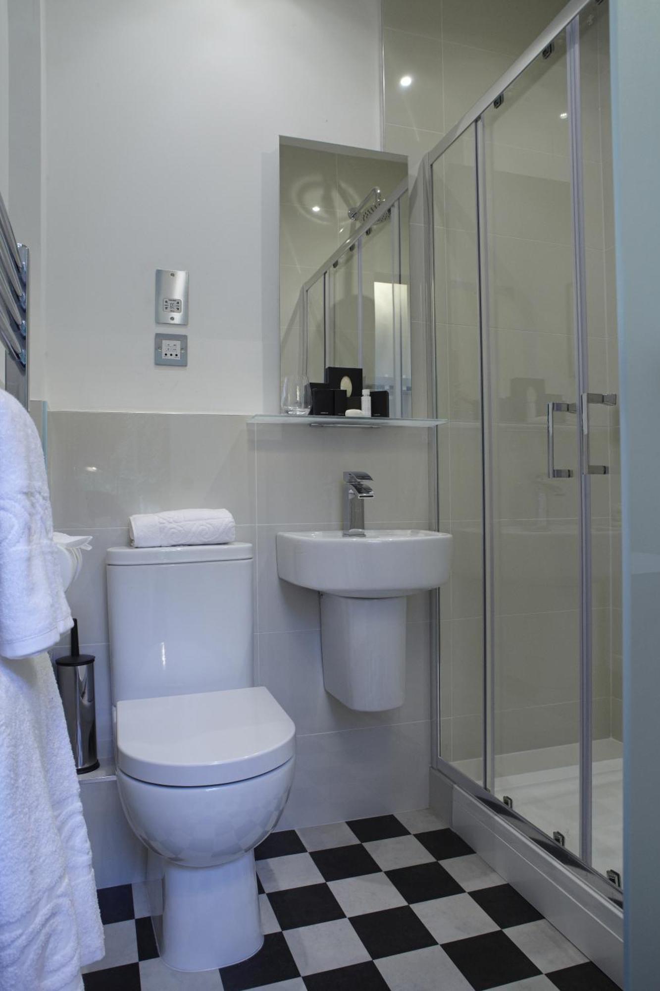 24 Royal Terrace 4* Edinburgh