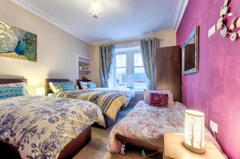 Central Ground Floor Apartment *