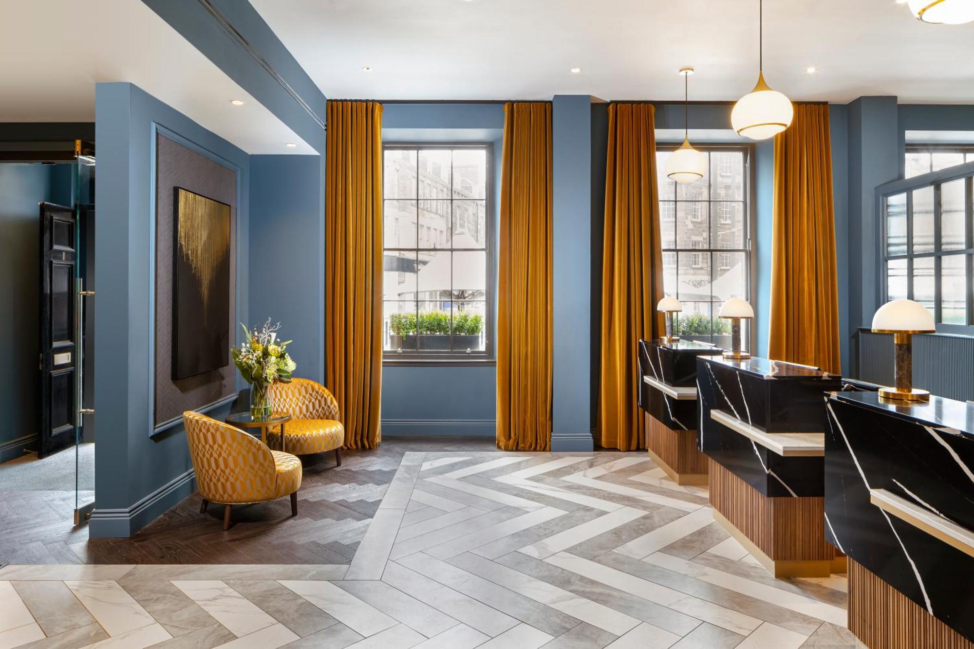Courtyard By Marriott 4* Edinburgh