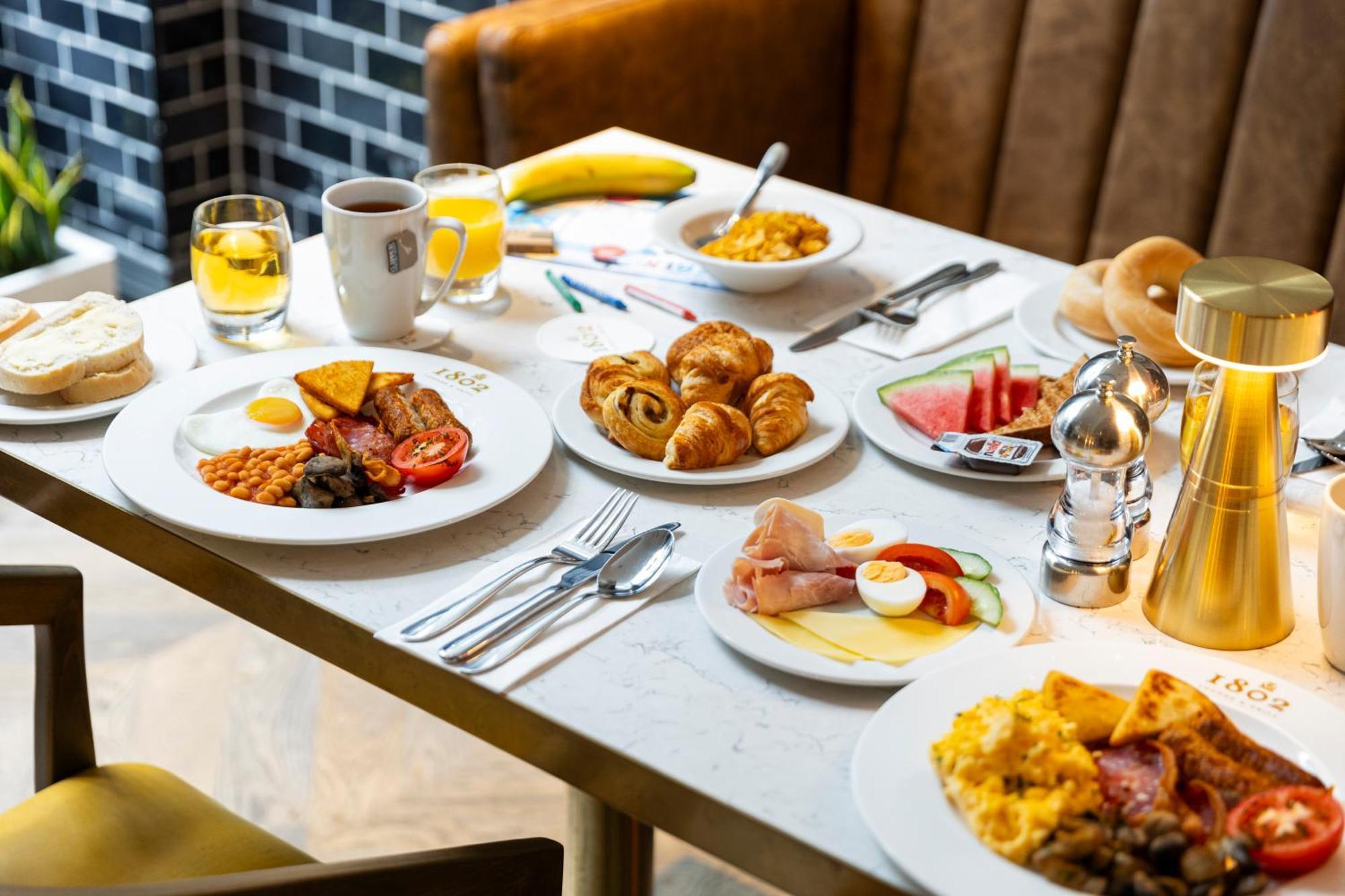Courtyard By Marriott Hotel 4*