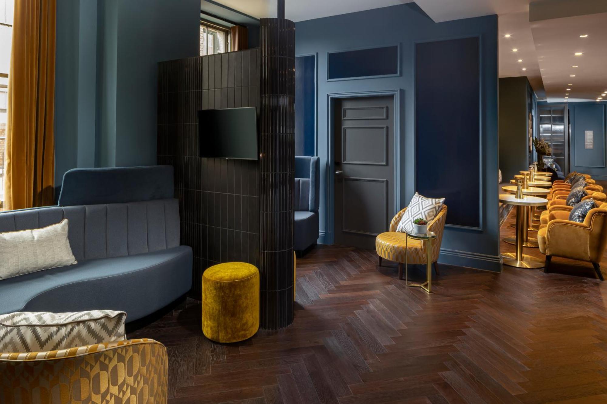 Hotel Courtyard By Marriott 4*