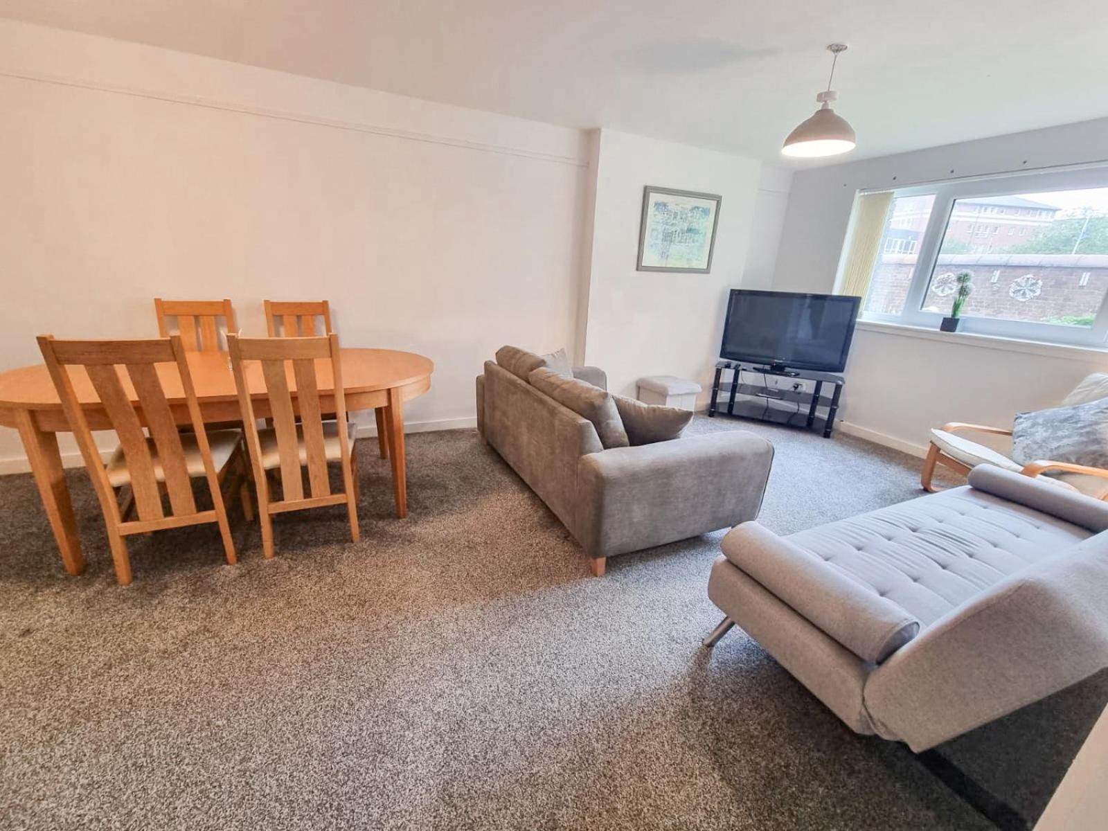 Westfield 2 Bedroom - Apartment