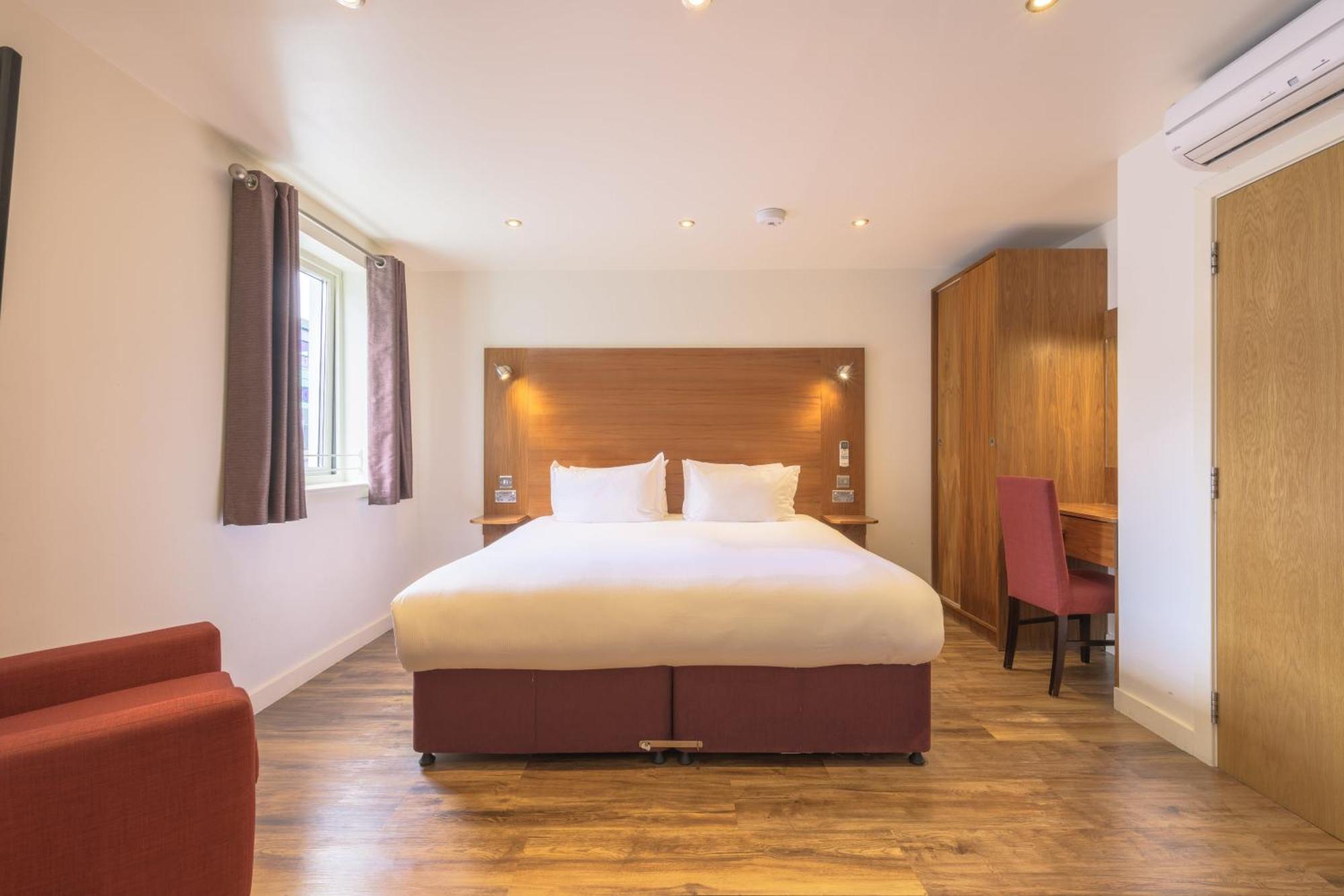 Aparthotel Holyrood