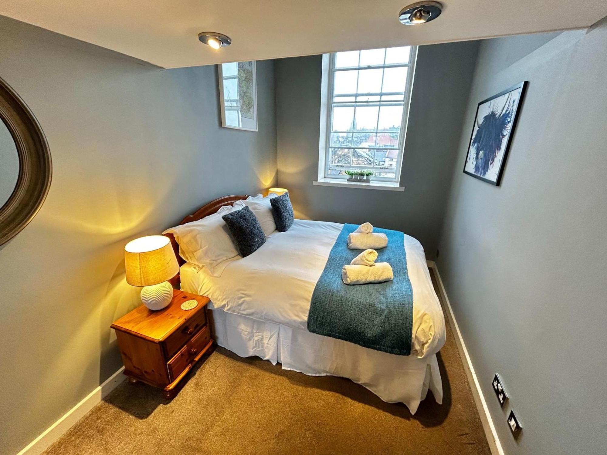 The Drummond Duplex * Edinburgh