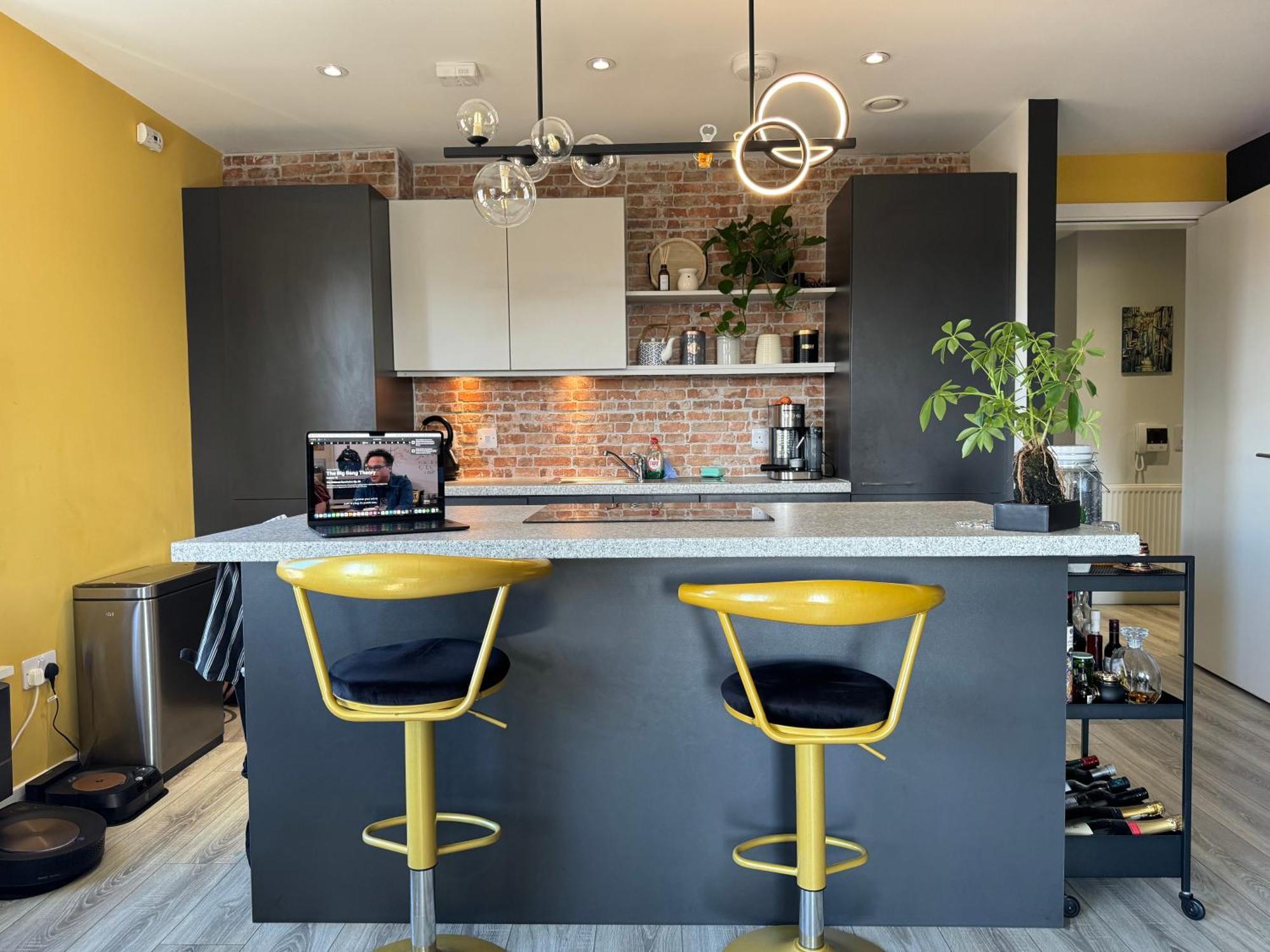 Private Cozy & Stylish In A Shared Flat In Homestay