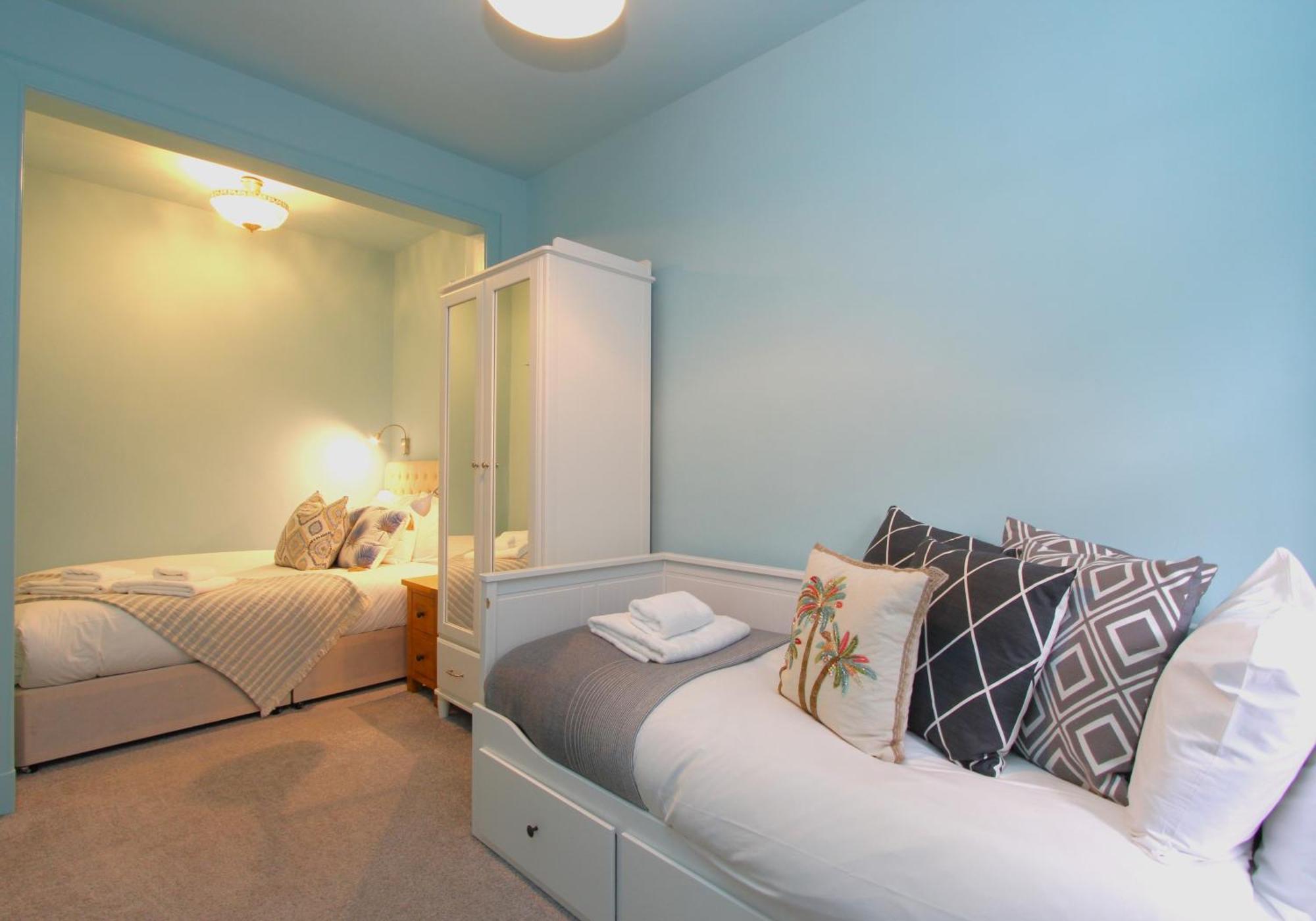Centre New Town 2 Bedroom Flat * EDI