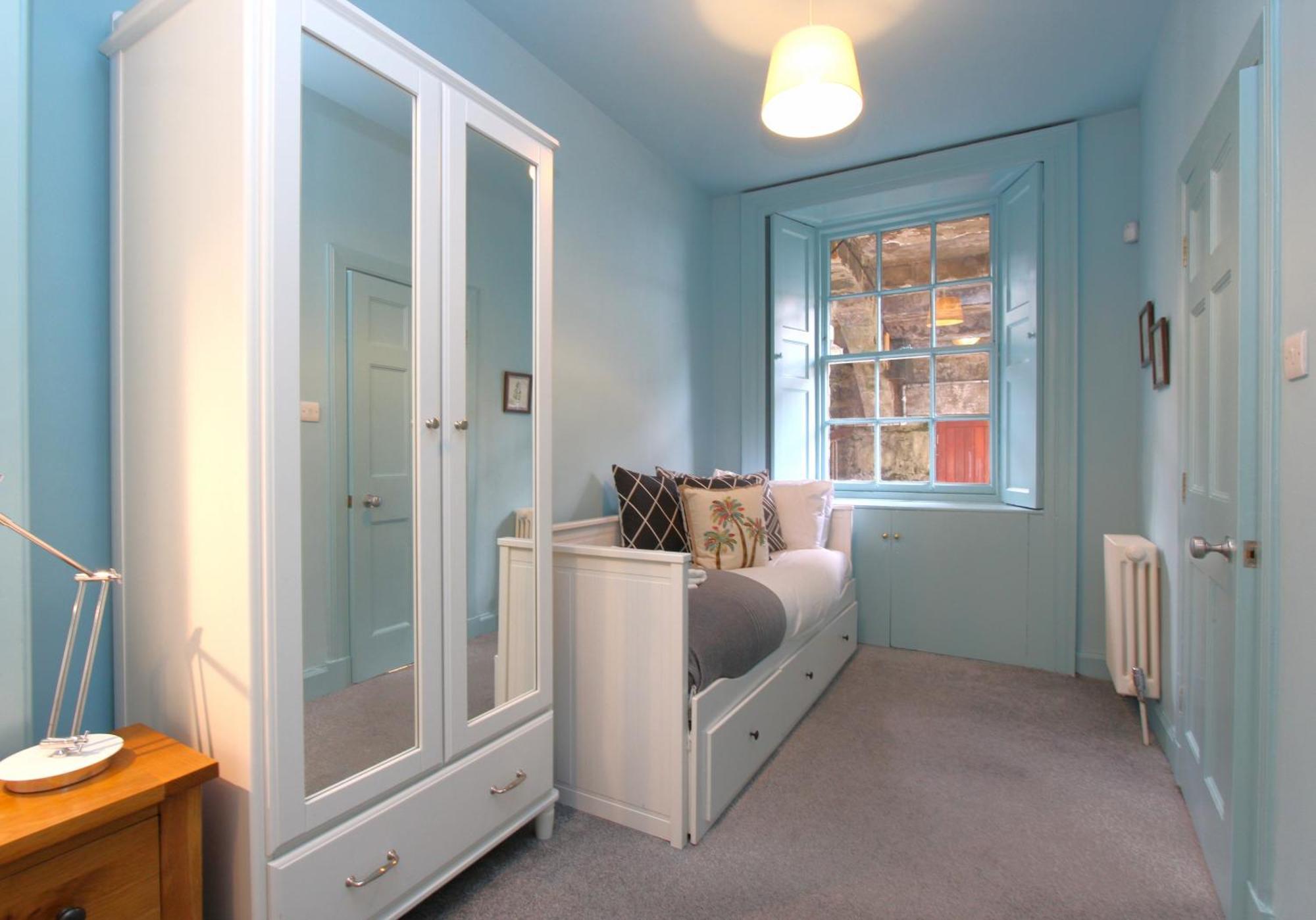 Centre New Town 2 Bedroom Flat EDI