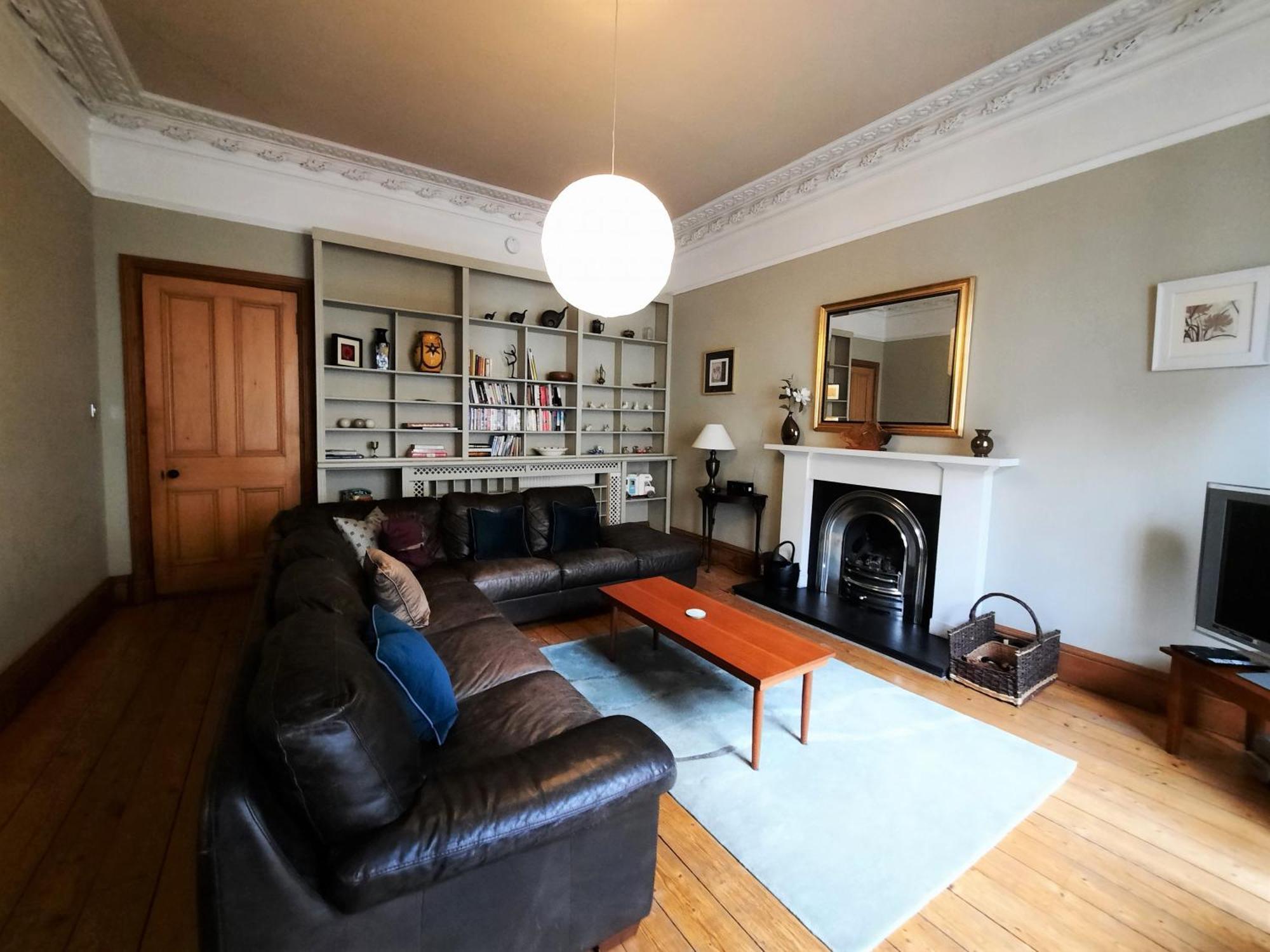 Cornwall Street - 297 Apartment *