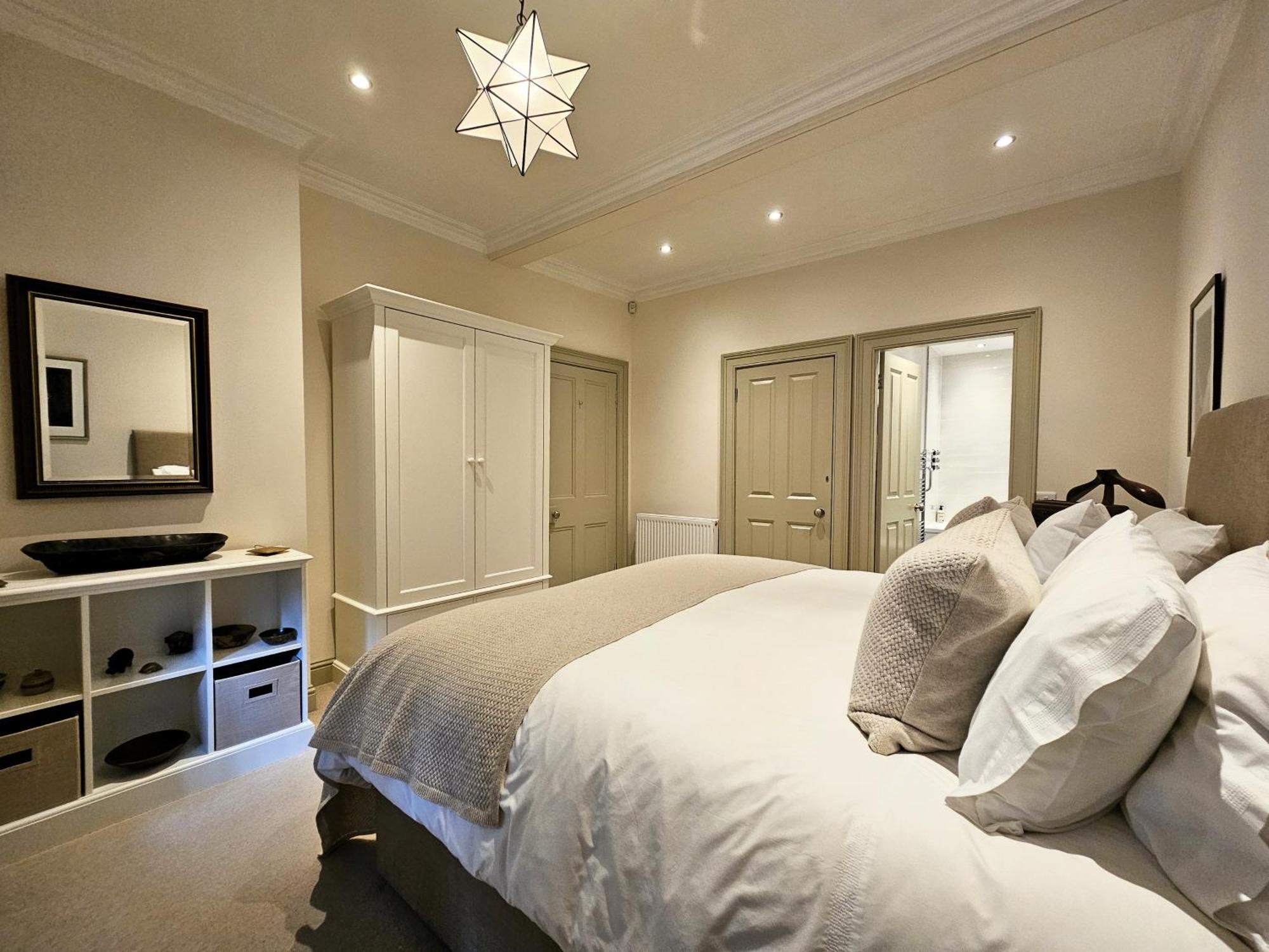 Elegant 1-bedroom