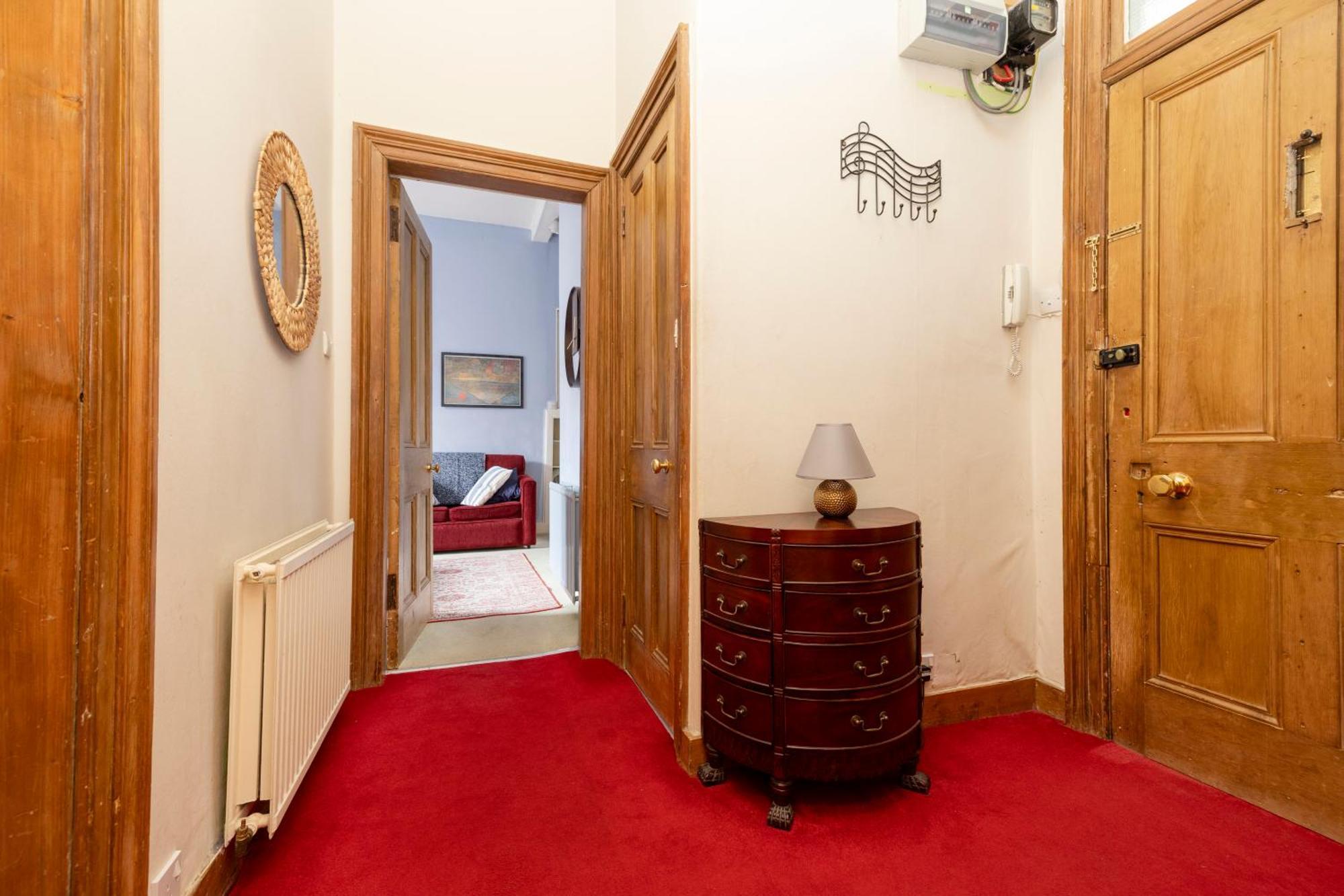Charming 1-bedroom Getaway * Edinburgh